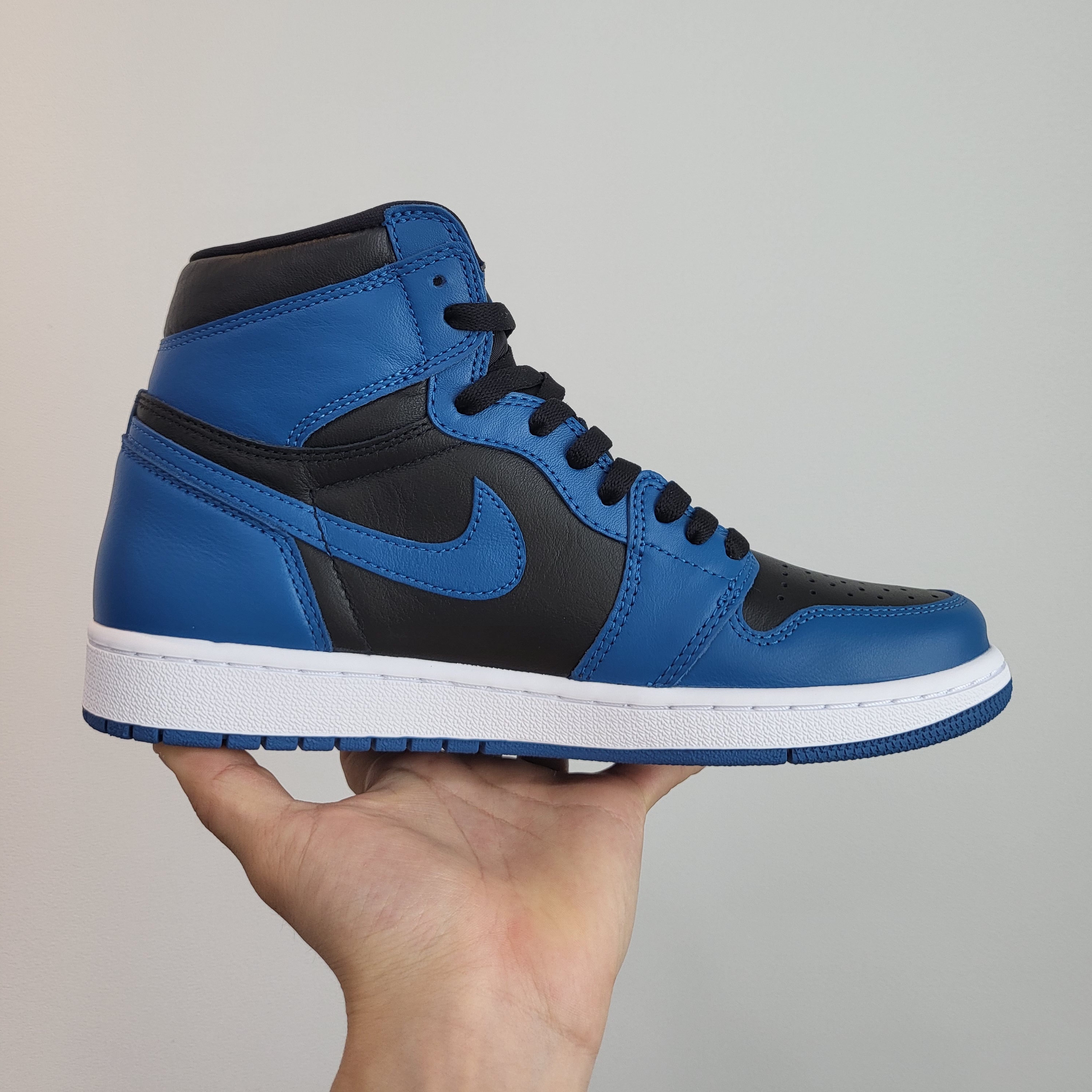 Jordan 1 Retro High OG Dark Marina Blue, (GS) Jordan 1 Retro High OG Dark Marina Blue 착용 스타일 - 3
