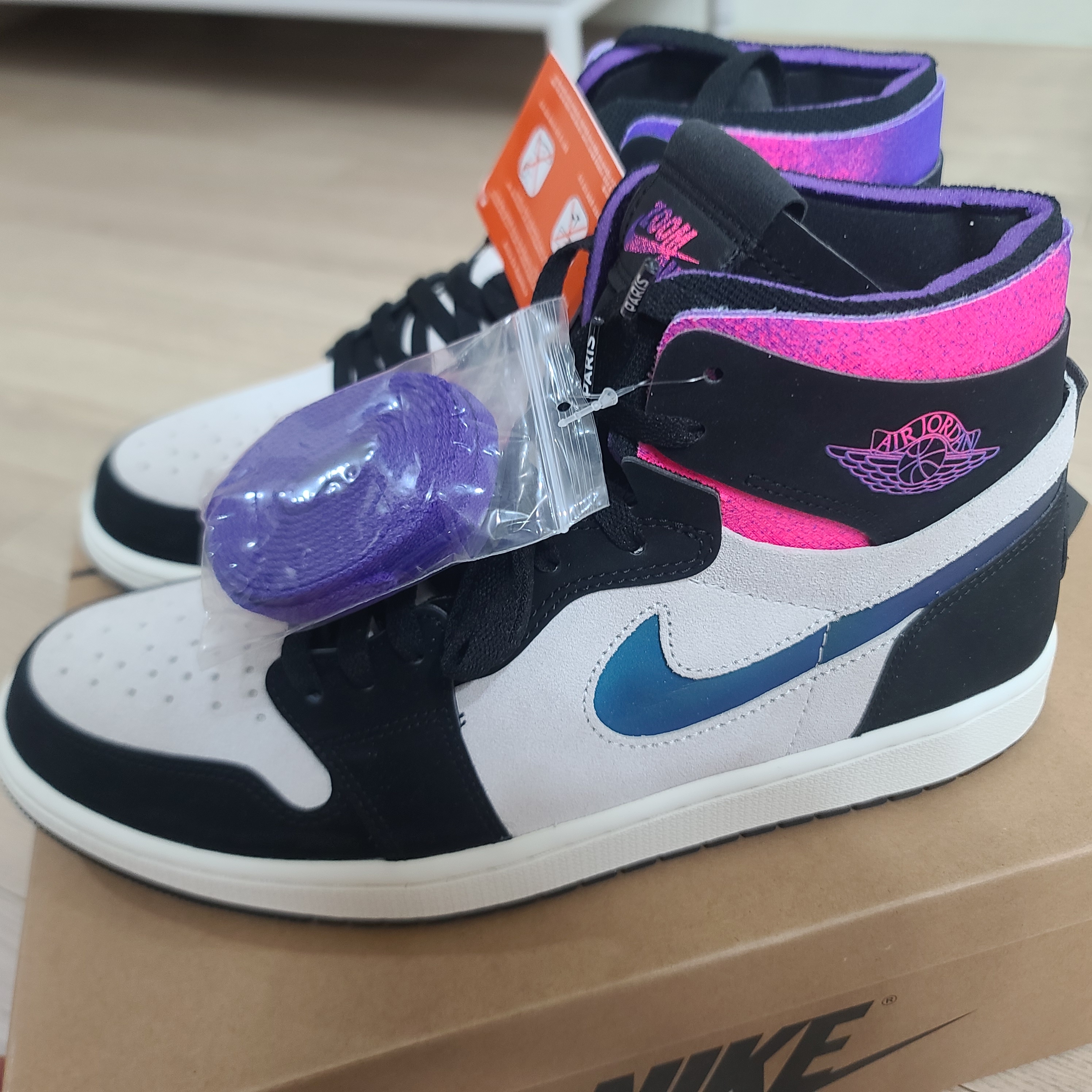 Jordan 1 x Paris Saint-Germain Zoom Air CMFT 착용 스타일 - 4