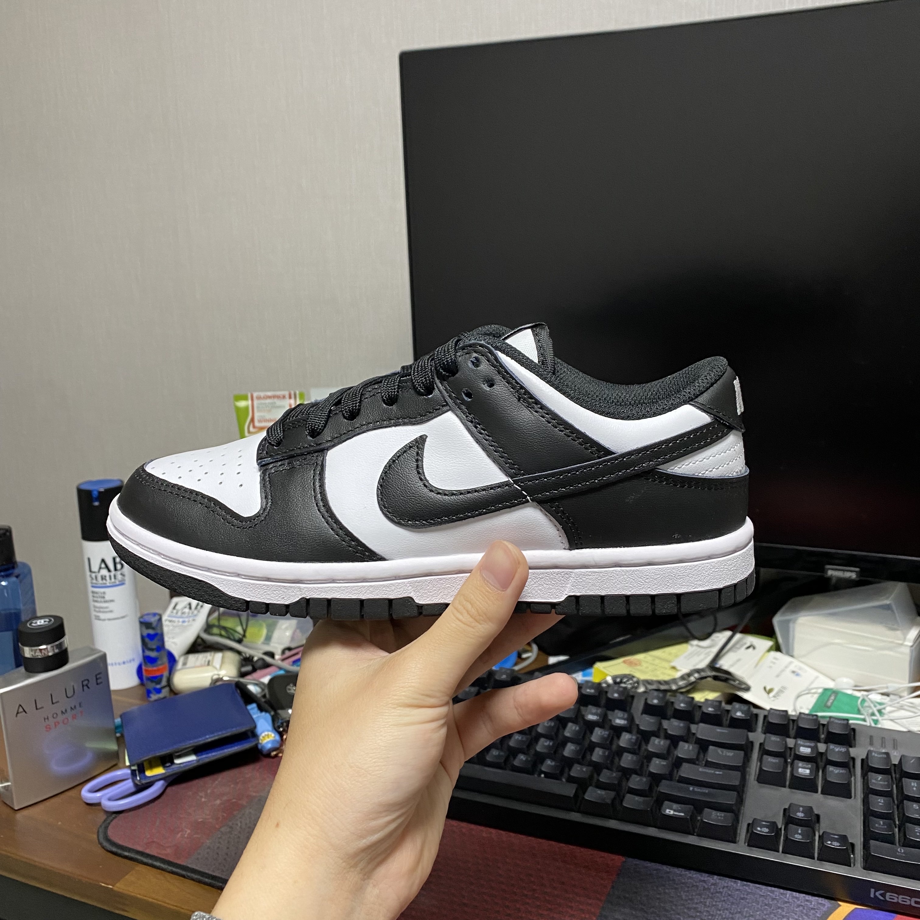(W) Nike Dunk Low Black 착용 스타일