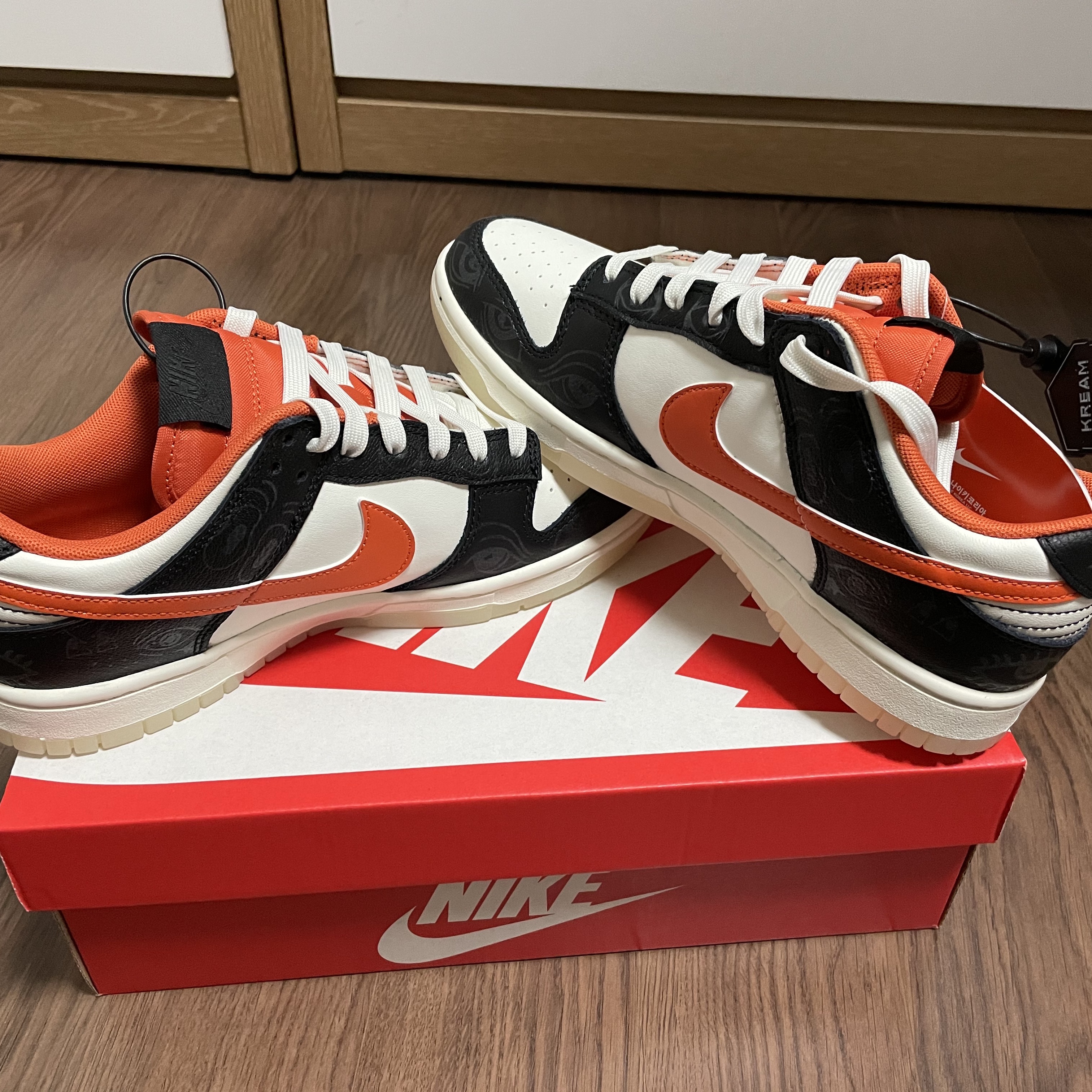Nike Dunk Low Retro PRM Halloween 착용 스타일