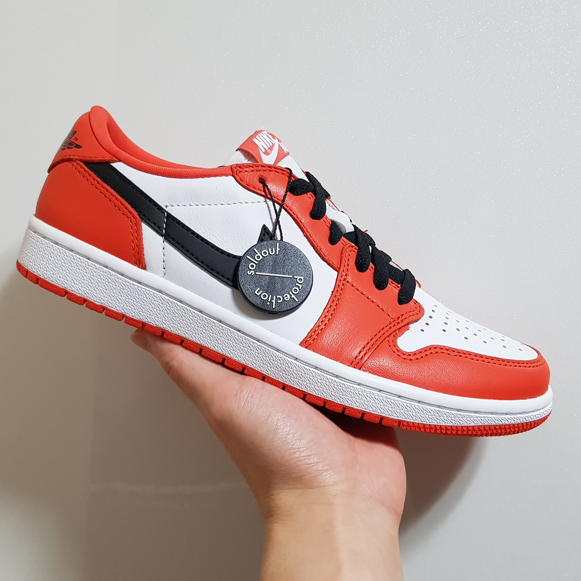 Jordan 1 Low OG Starfish 착용 스타일