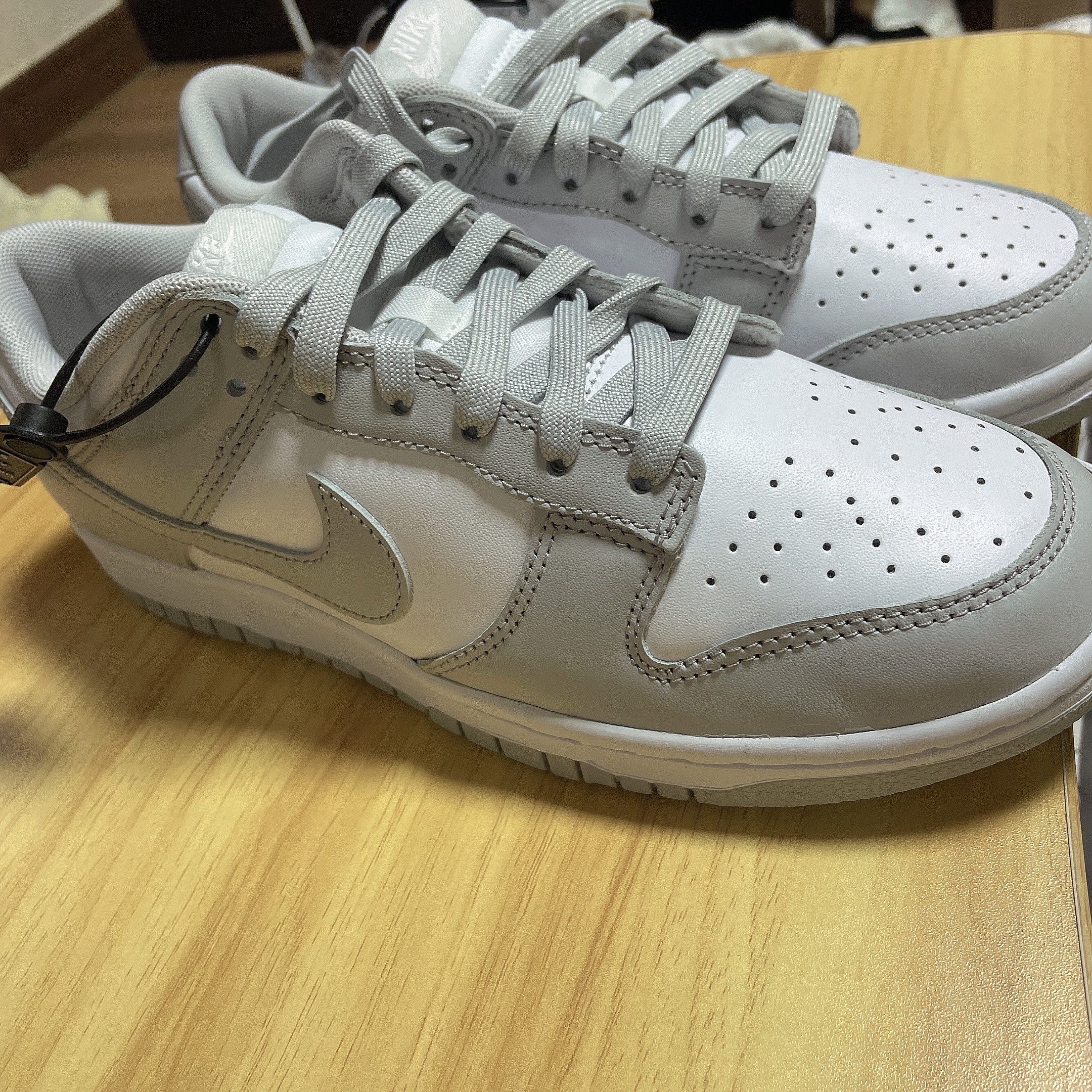 Nike Dunk Low Retro Grey Fog 착용 스타일