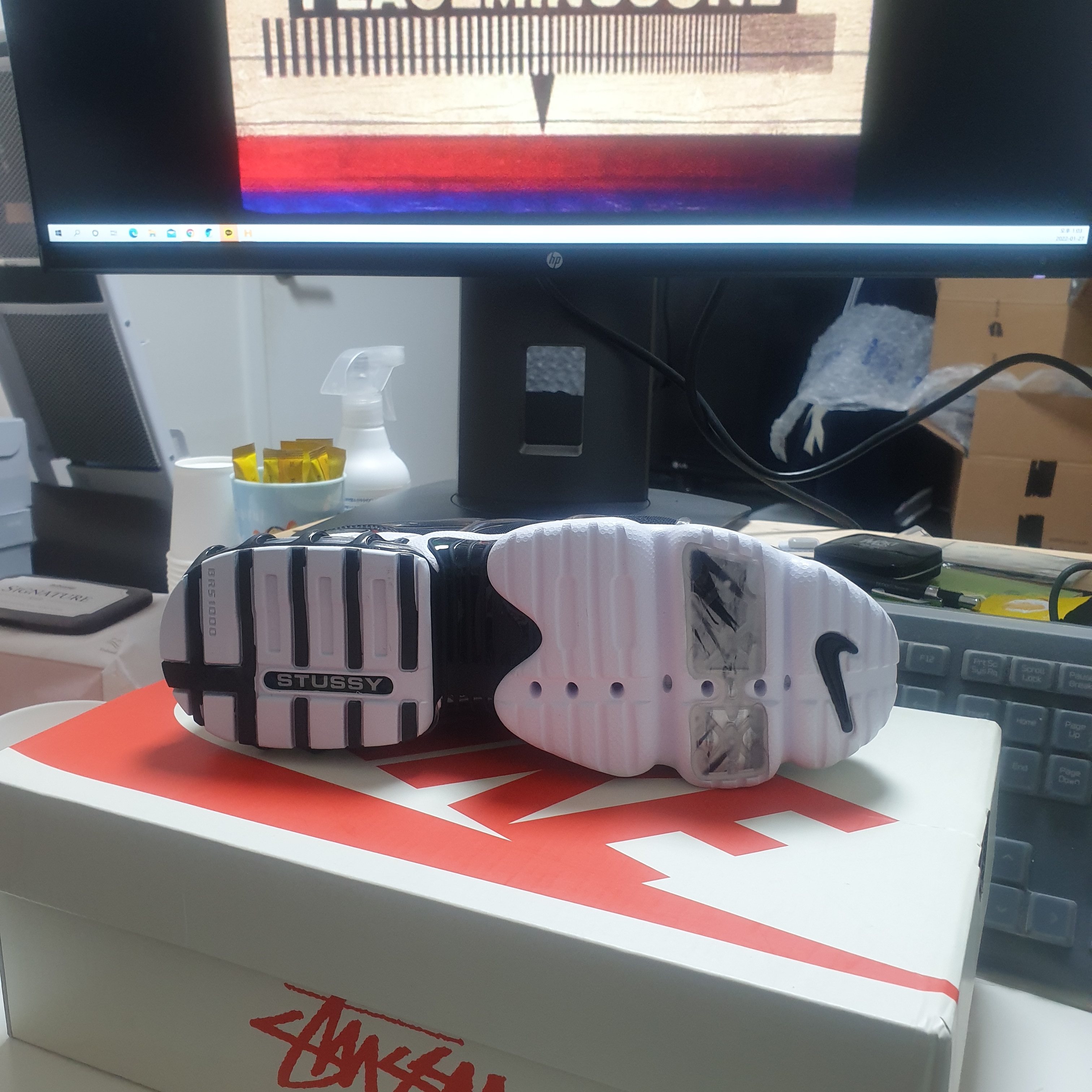 Nike x Stussy Air Zoom Spiridon Kukini Black 착용 스타일 - 4