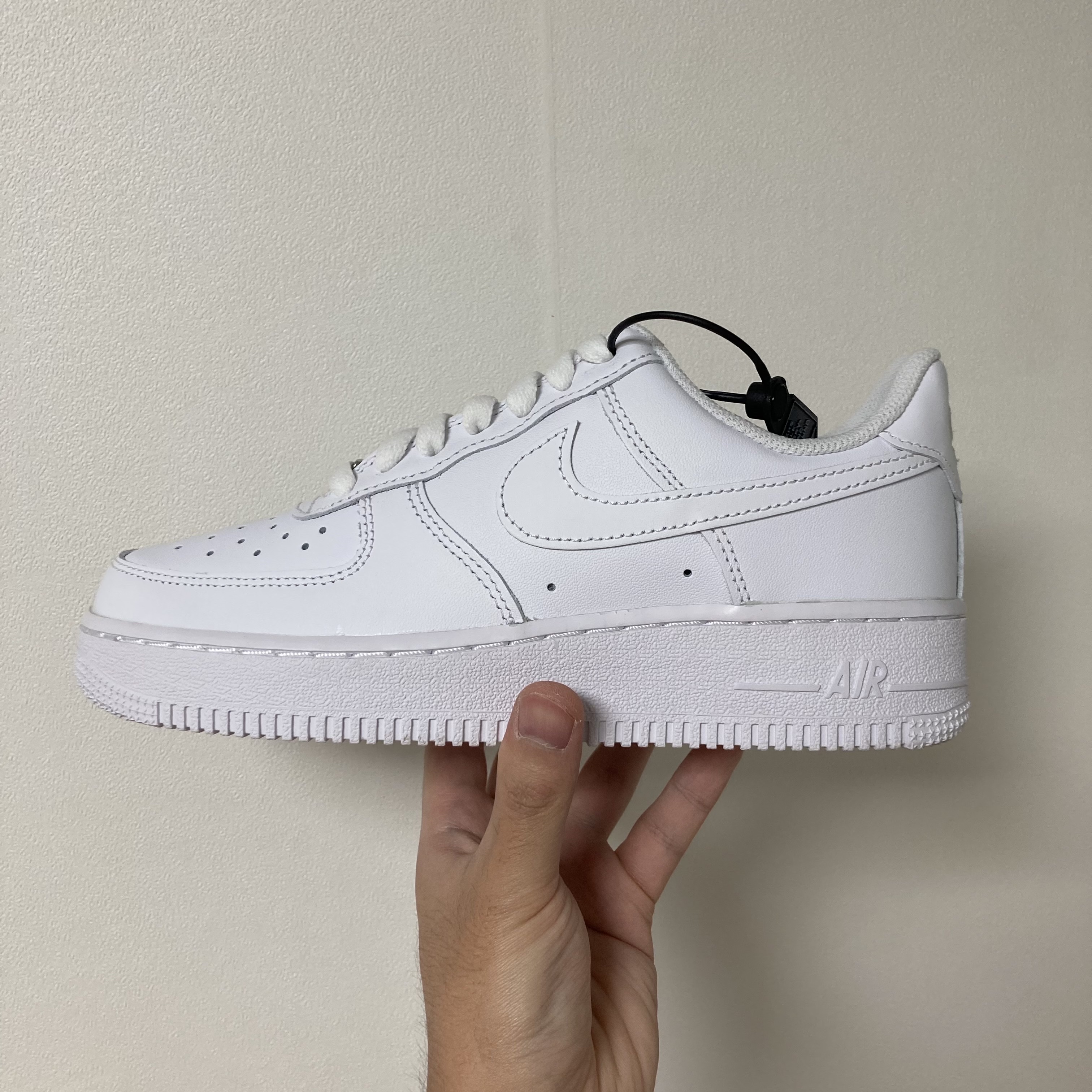 (W) Nike Air Force 1 '07 Low White 착용 스타일 - 2