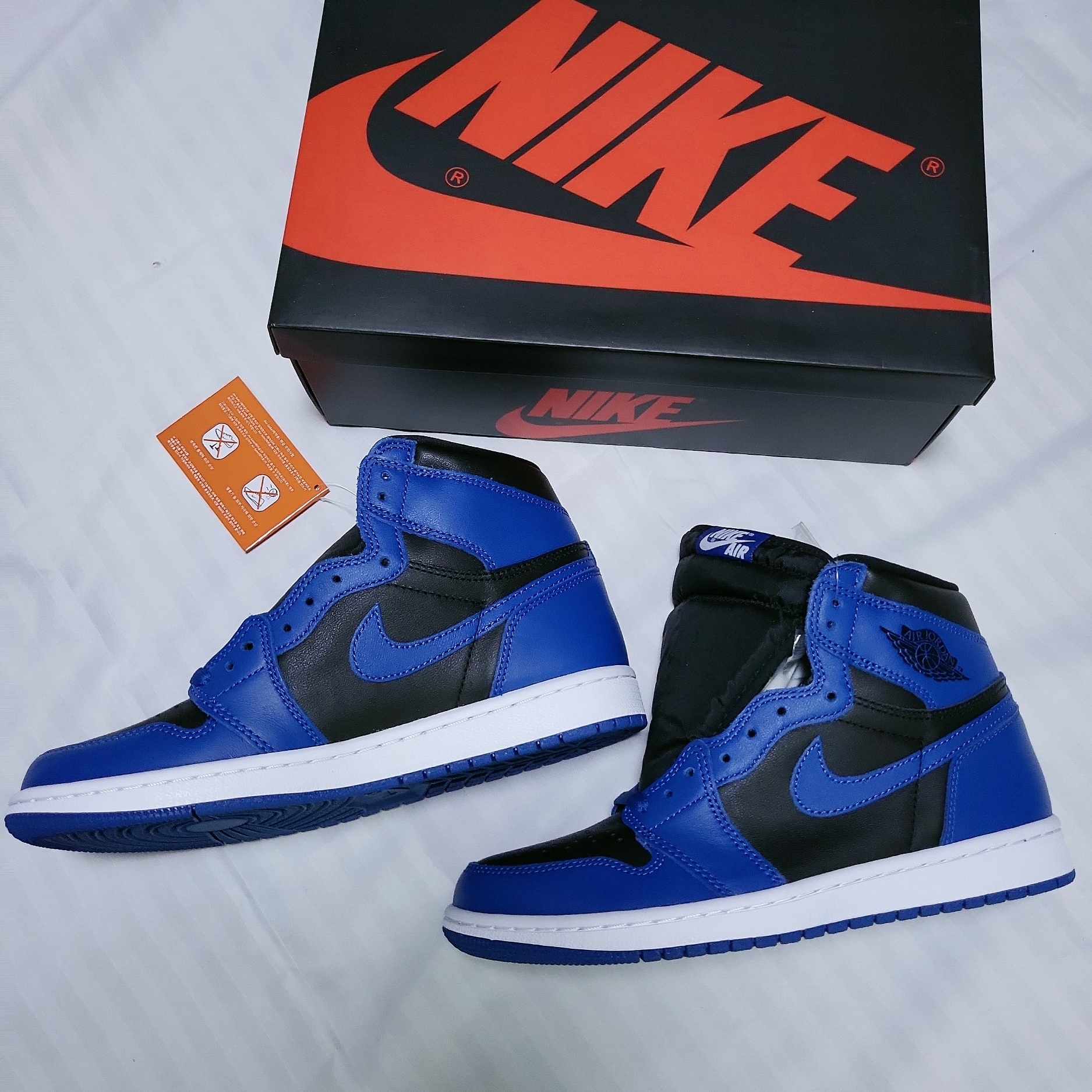 Jordan 1 Retro High OG Dark Marina Blue 착용 스타일