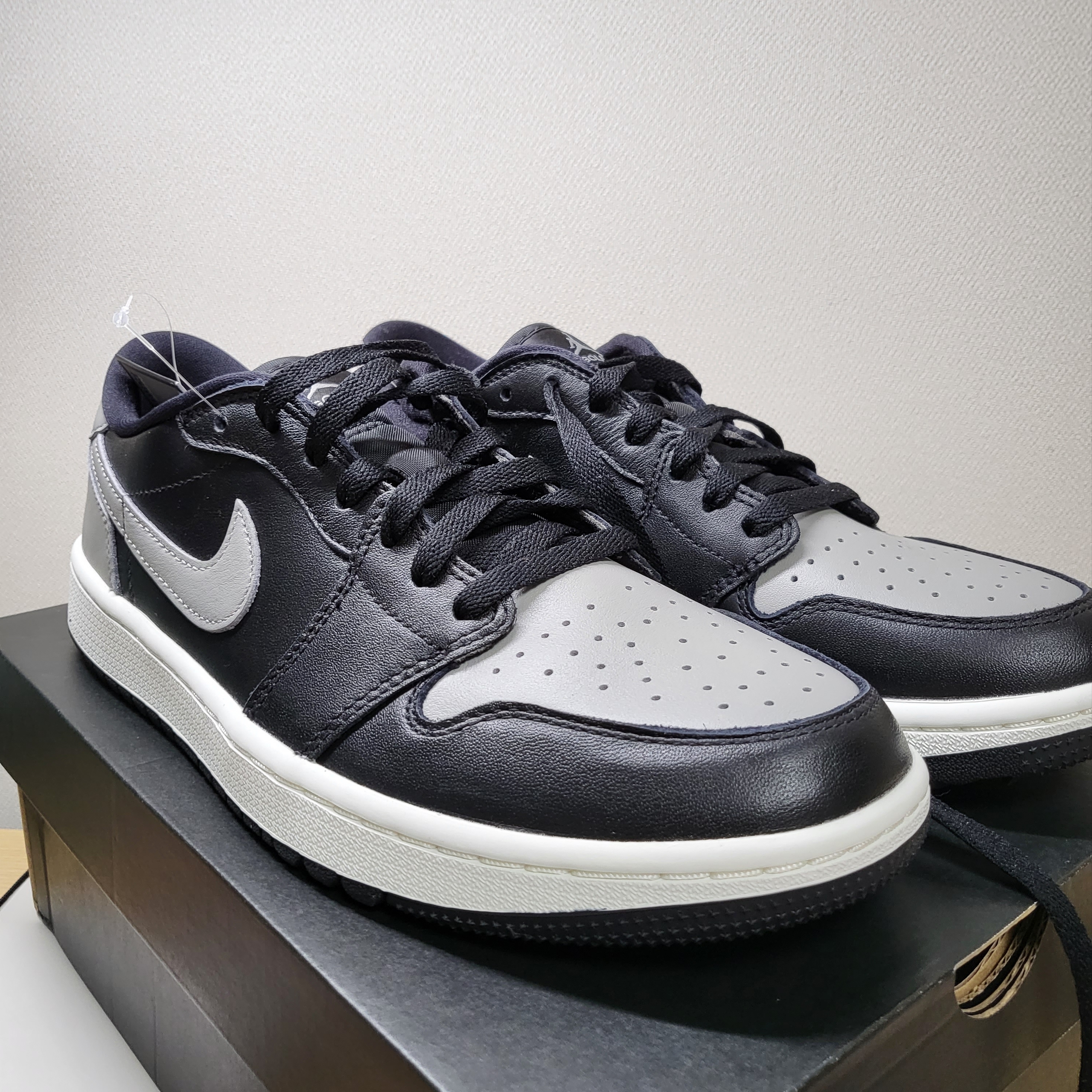 Jordan 1 Low Golf Shadow 착용 스타일 - 2