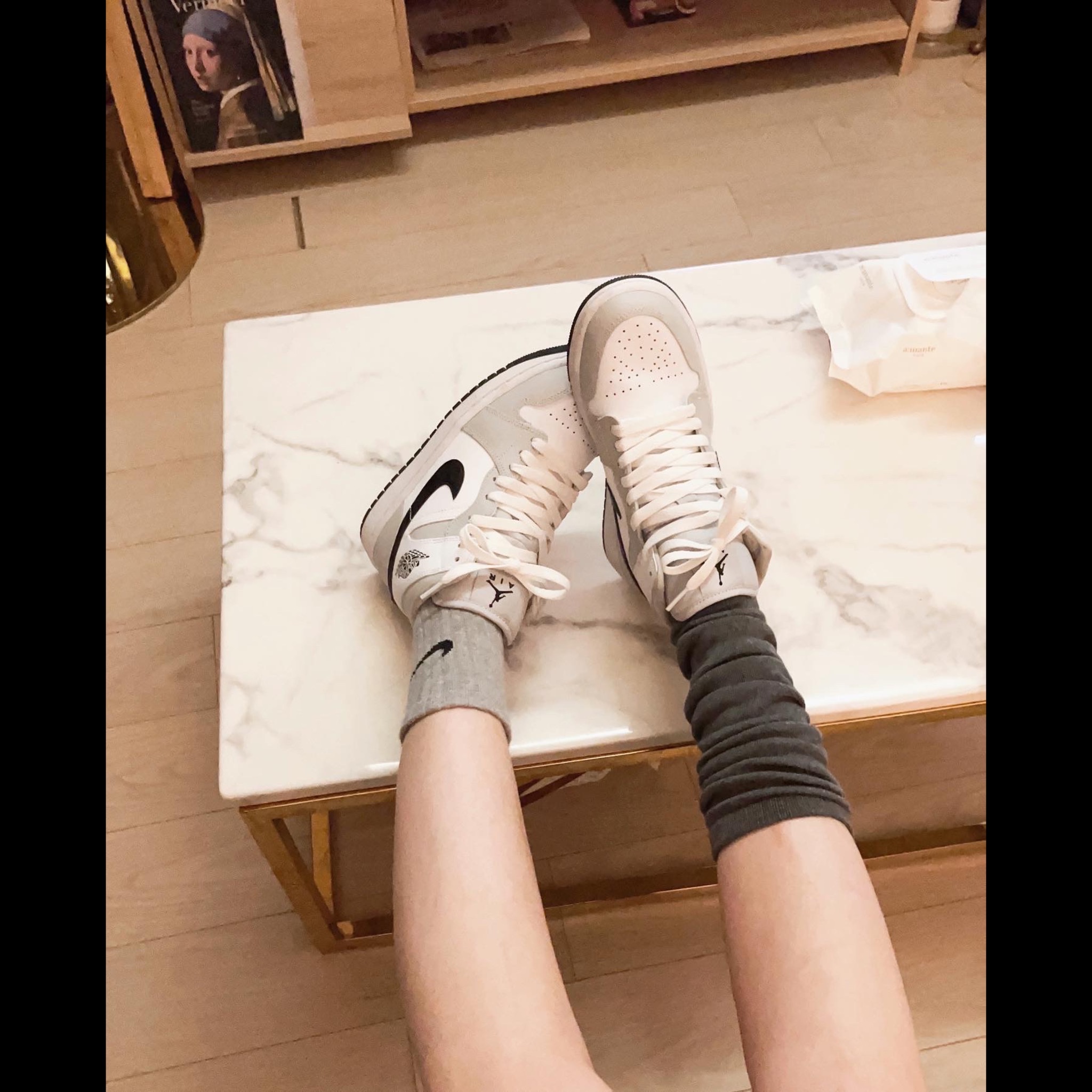 (W) Jordan 1 Mid Grey Fog 착용 스타일 - 2
