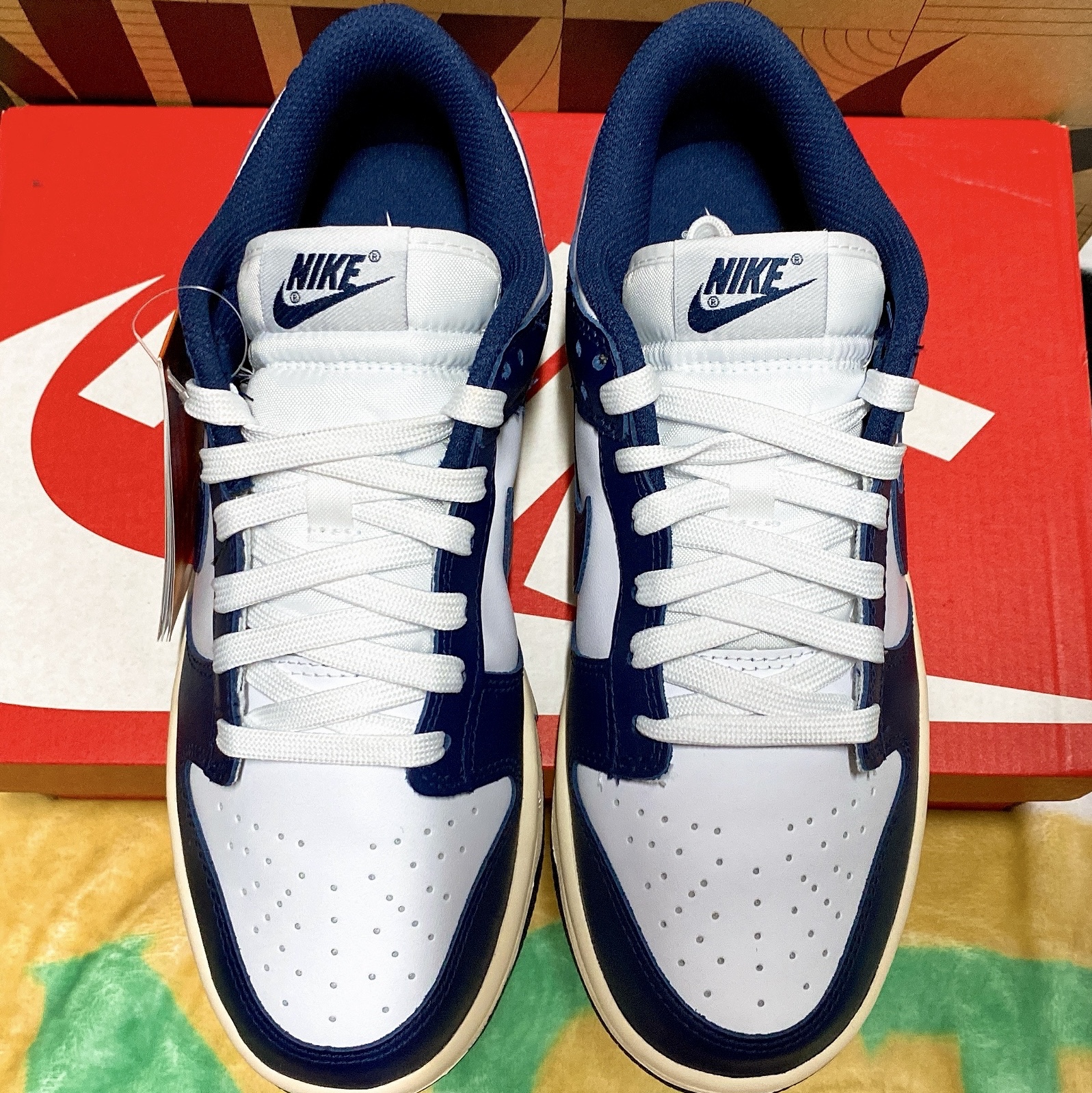 (W) Nike Dunk Low Vintage Midnight Navy 착용 스타일 - 3