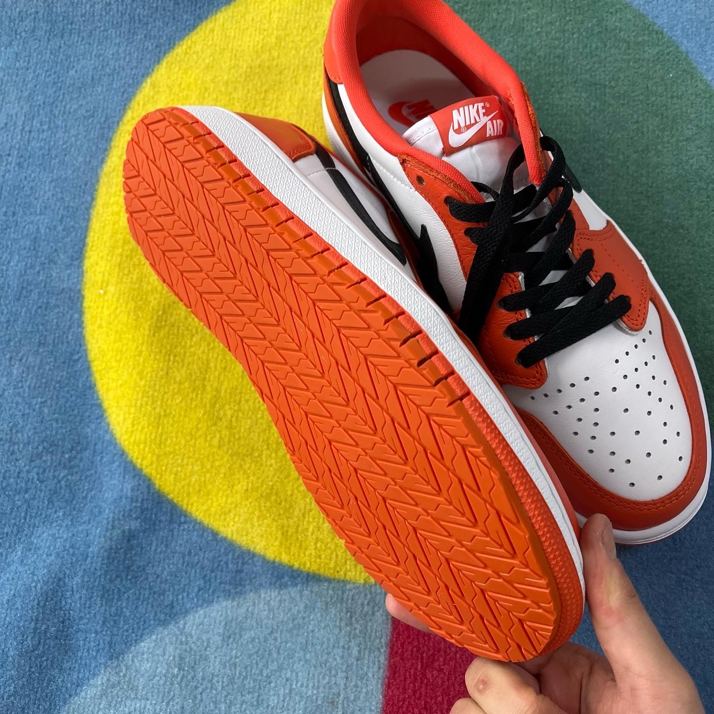 Jordan 1 Low OG Starfish 착용 스타일 - 5