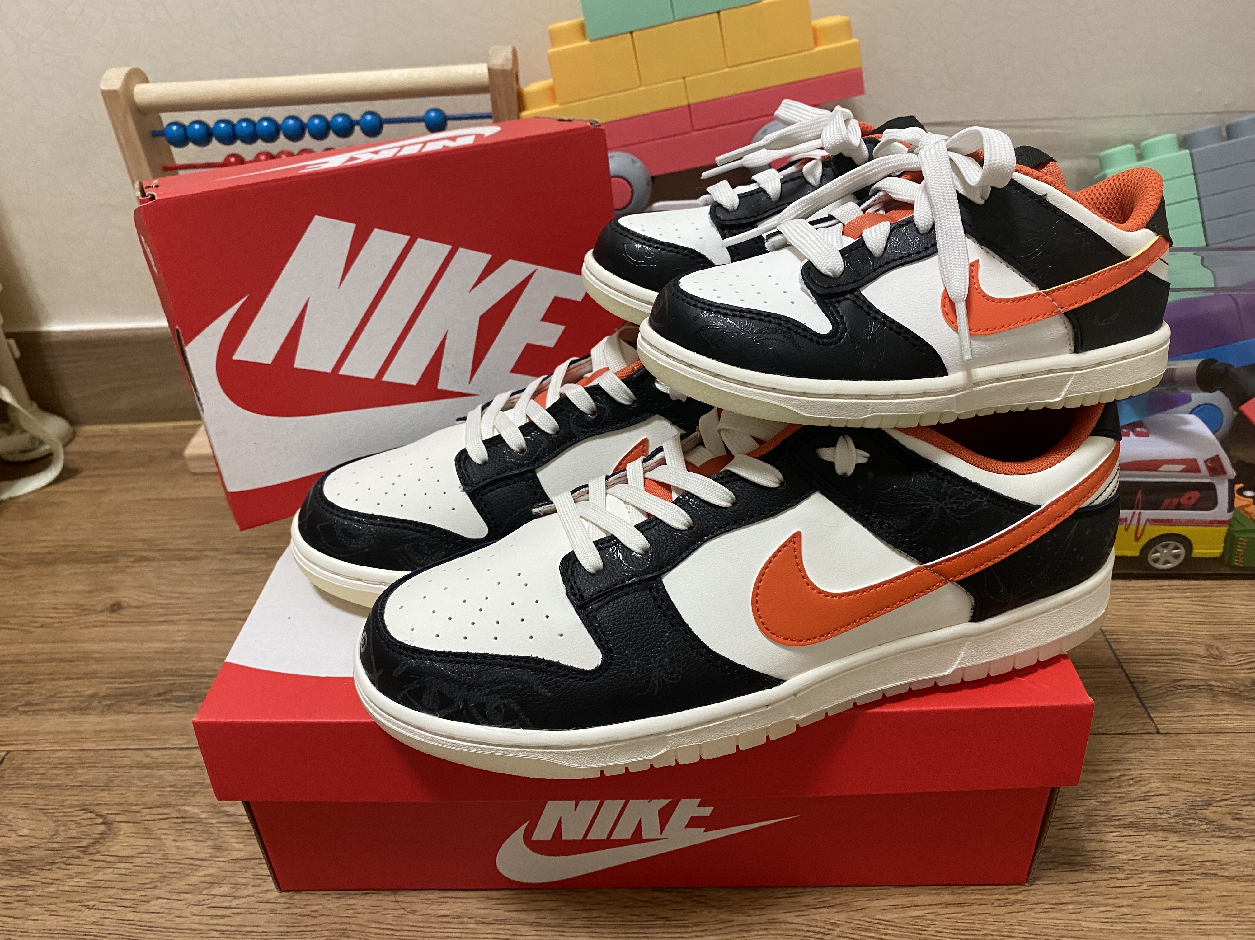 Nike Dunk Low Retro PRM Halloween, (TD) Nike Dunk Low PRM Halloween 착용 스타일 - 1