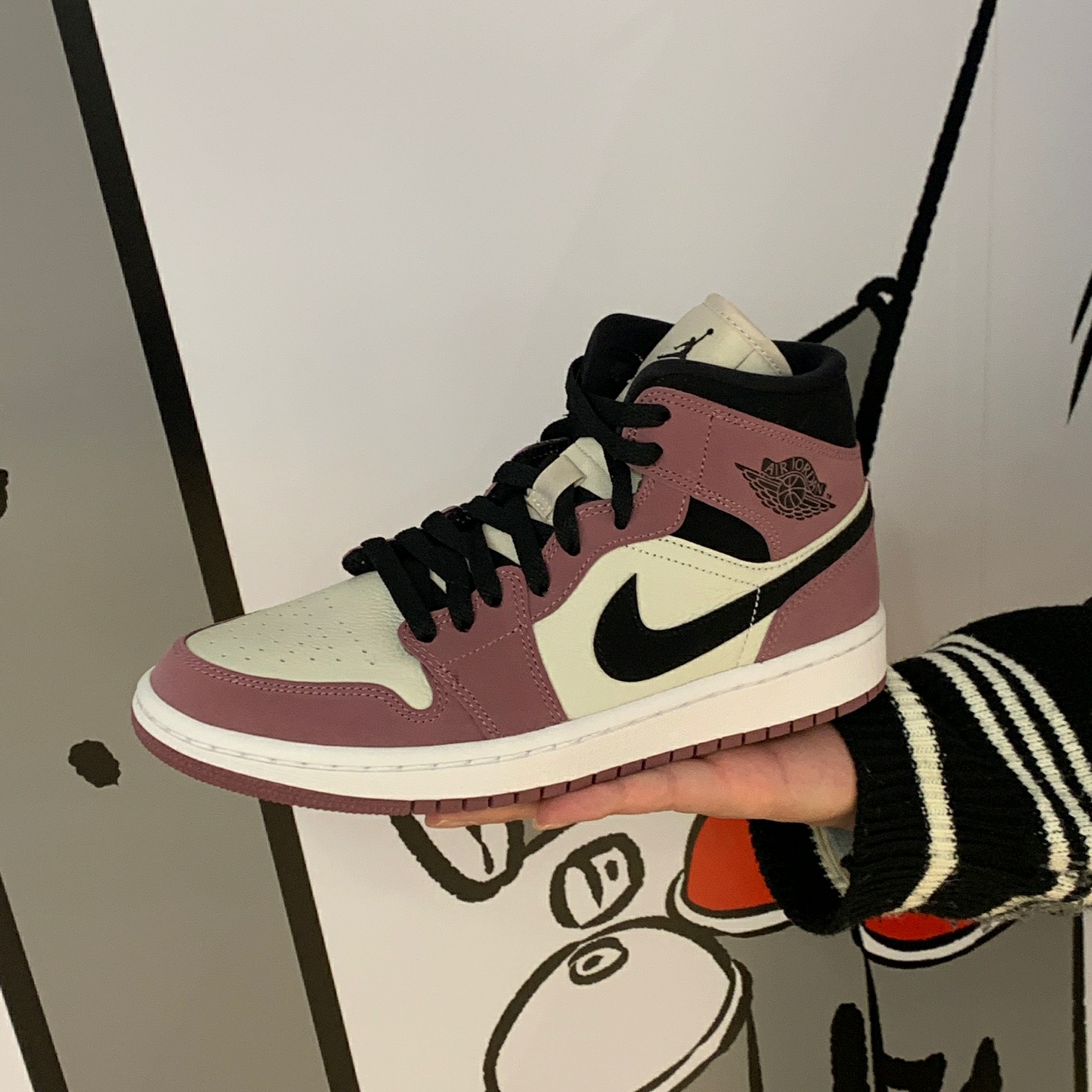 (W) Jordan 1 Mid SE Light Mulberry 착용 스타일