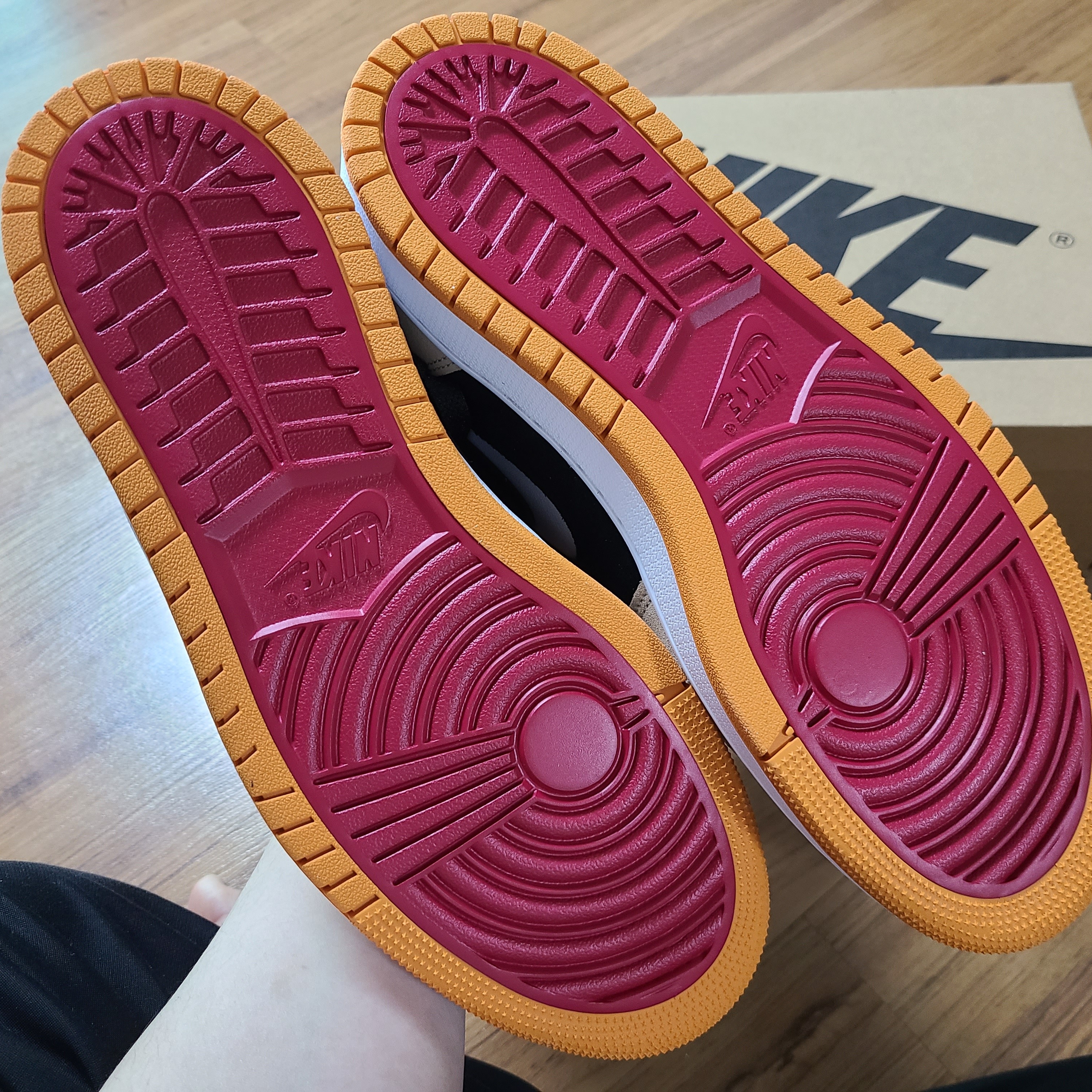 Jordan 1 Zoom Air CMFT Pumpkin Spice 착용 스타일 - 4