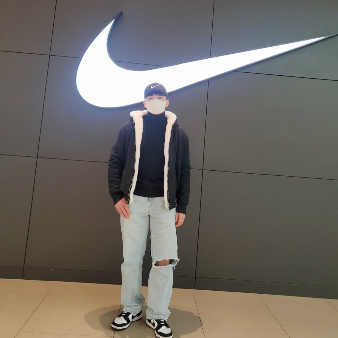 Nike Dunk Low Retro Black 착용 스타일