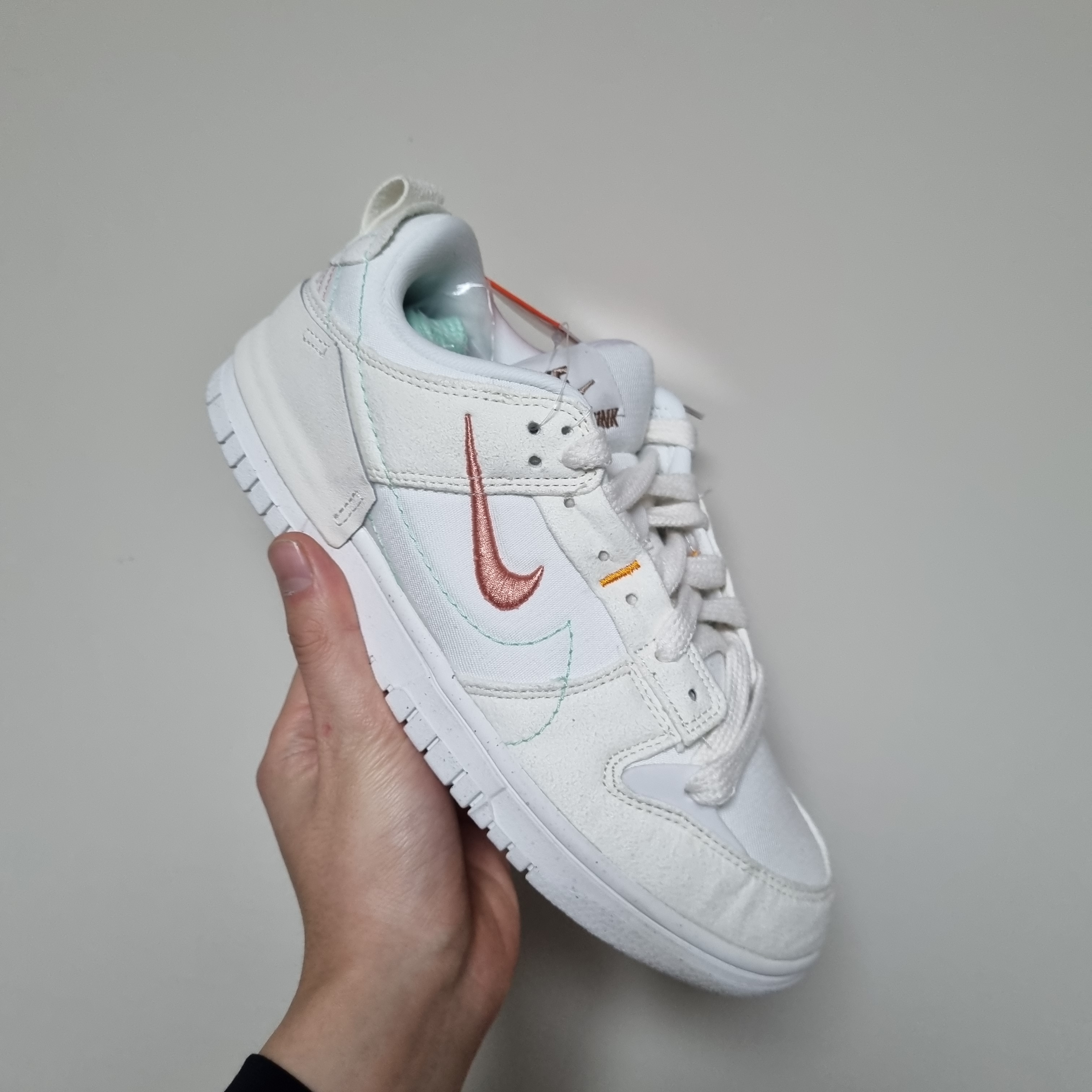 (W) Nike Dunk Low Disrupt 2 Pale Ivory Sail 착용 스타일