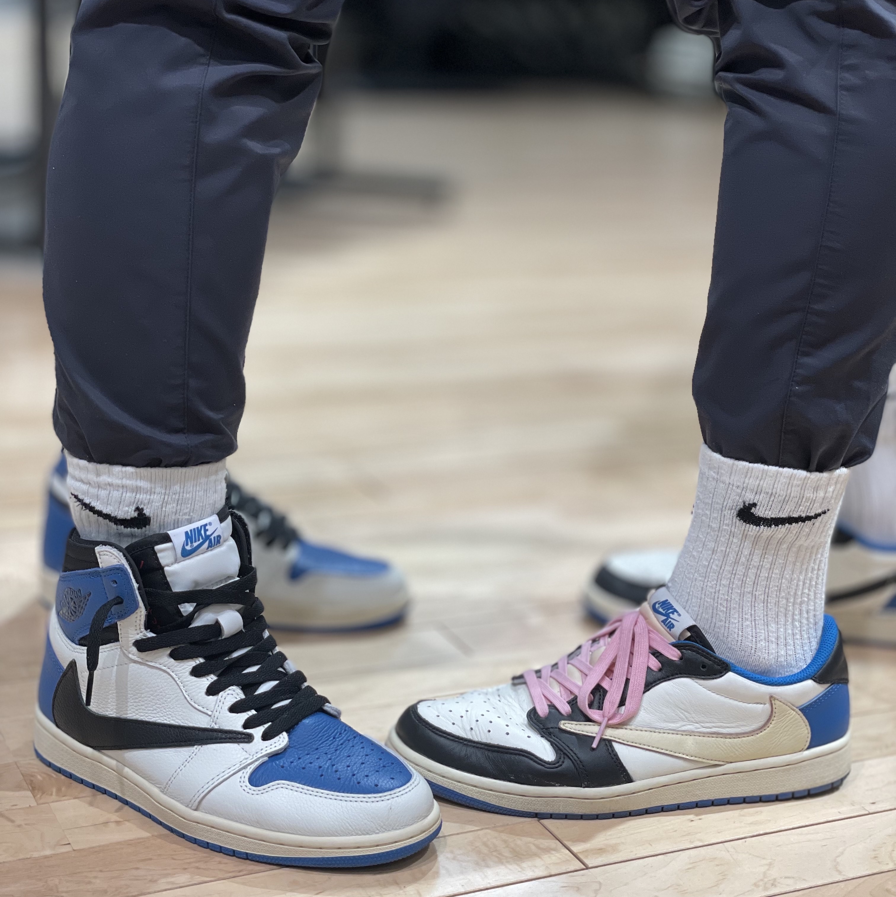 Jordan 1 x Travis Scott x Fragment Retro Low OG SP Military Blue, Jordan 1 x Travis Scott x Fragment Retro High OG SP Military Blue 착용 스타일