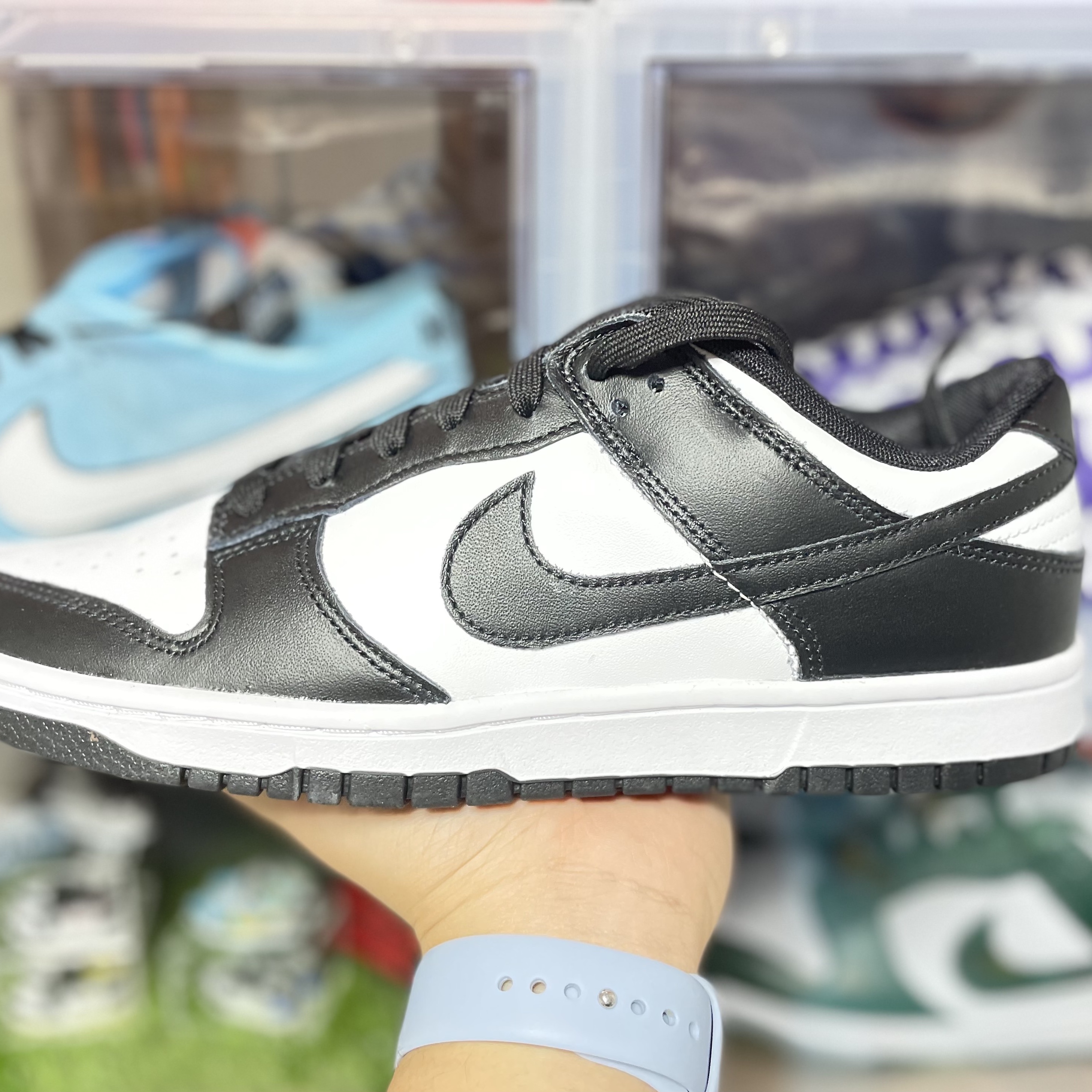 Nike Dunk Low Retro Black 착용 스타일 - 2