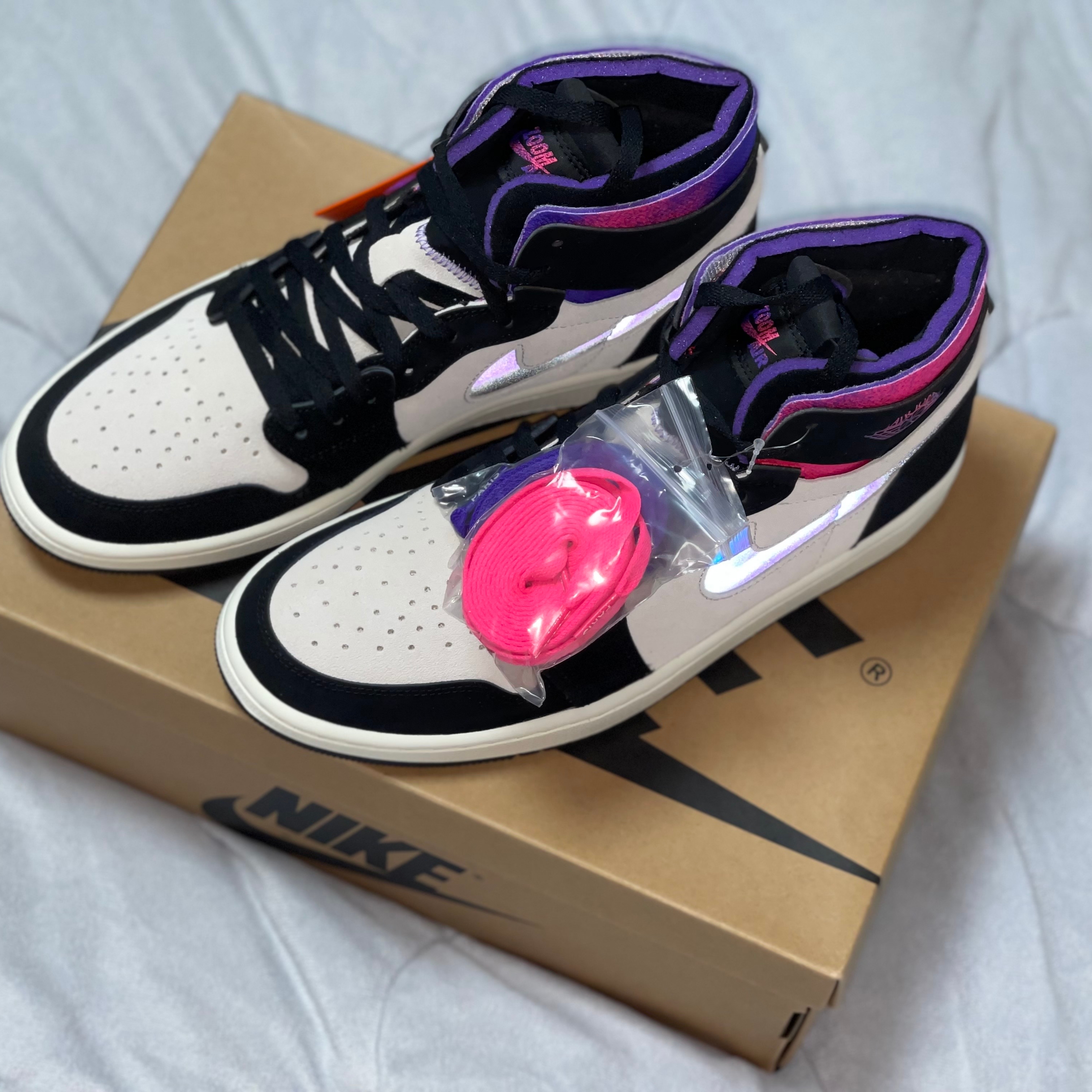 Jordan 1 x Paris Saint-Germain Zoom Air CMFT 착용 스타일 - 3