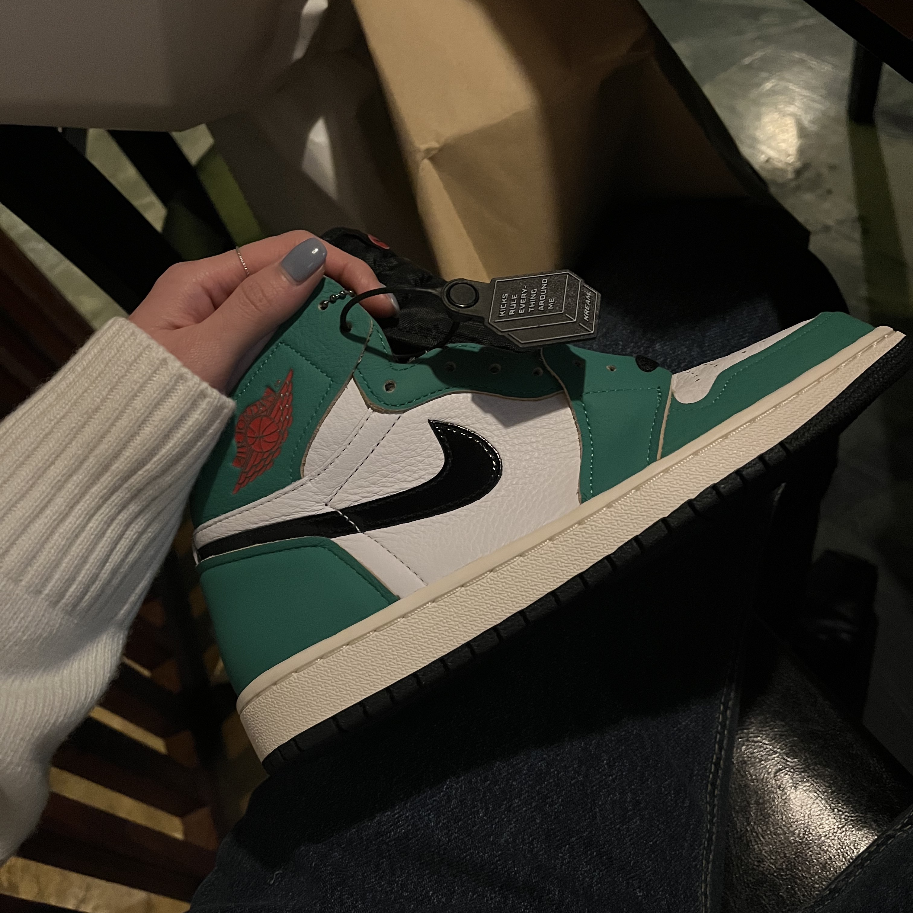 (W) Jordan 1 Retro High OG Lucky Green 착용 스타일