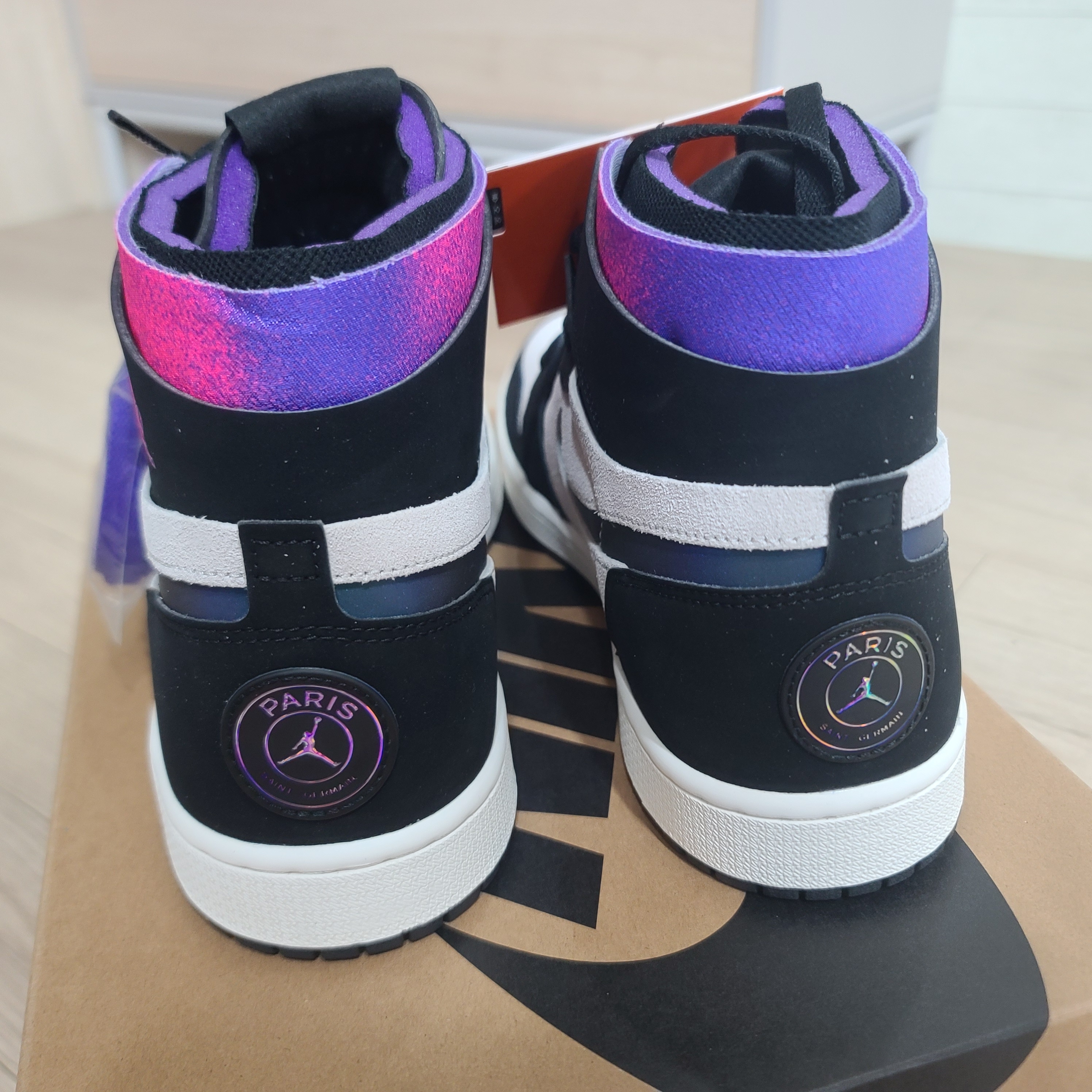 Jordan 1 x Paris Saint-Germain Zoom Air CMFT 착용 스타일 - 5
