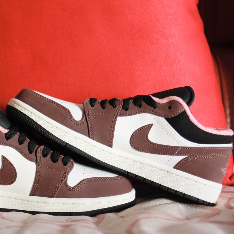 Jordan 1 Low SE Chocolate Bliss 착용 스타일 - 1