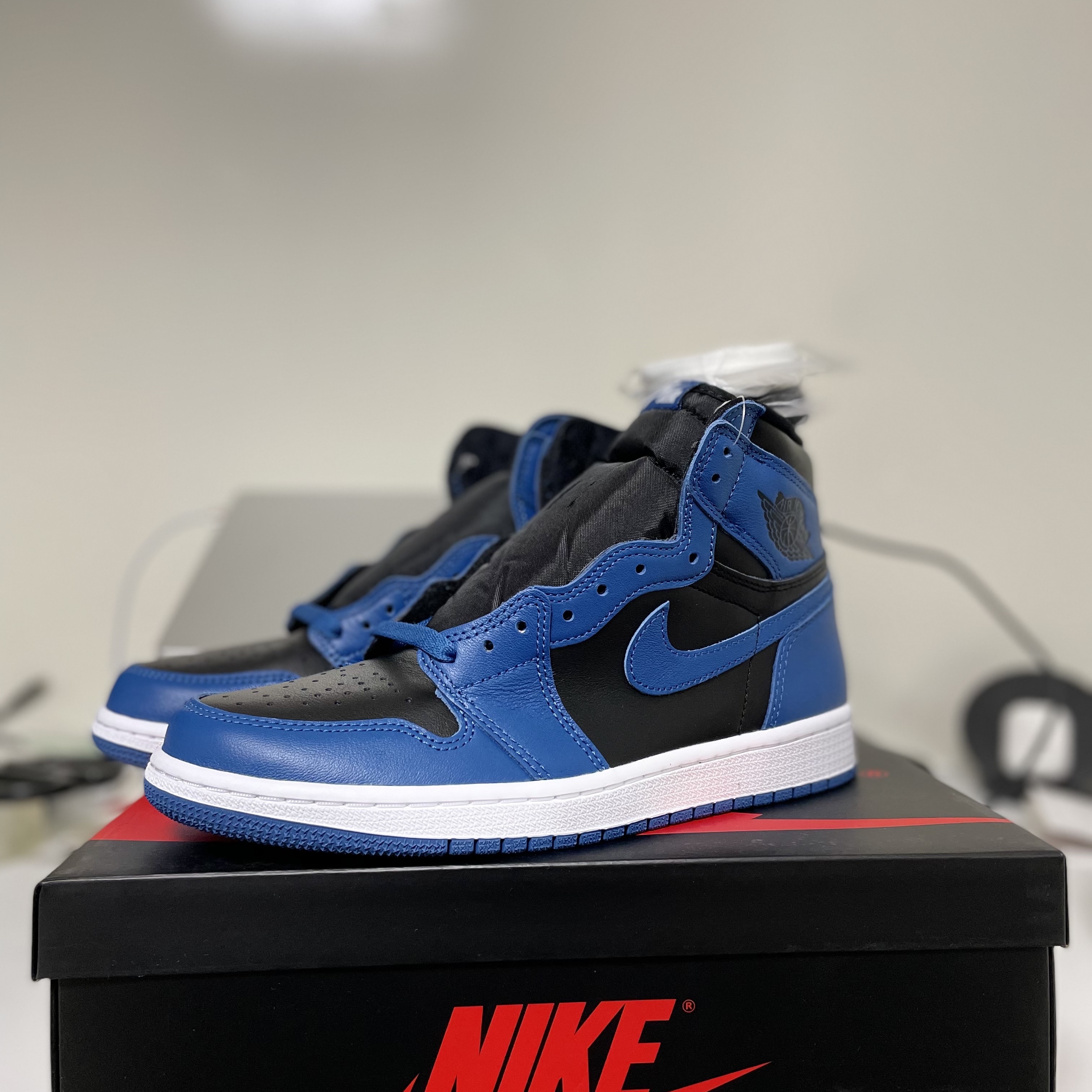 Jordan 1 Retro High OG Dark Marina Blue 착용 스타일 - 2