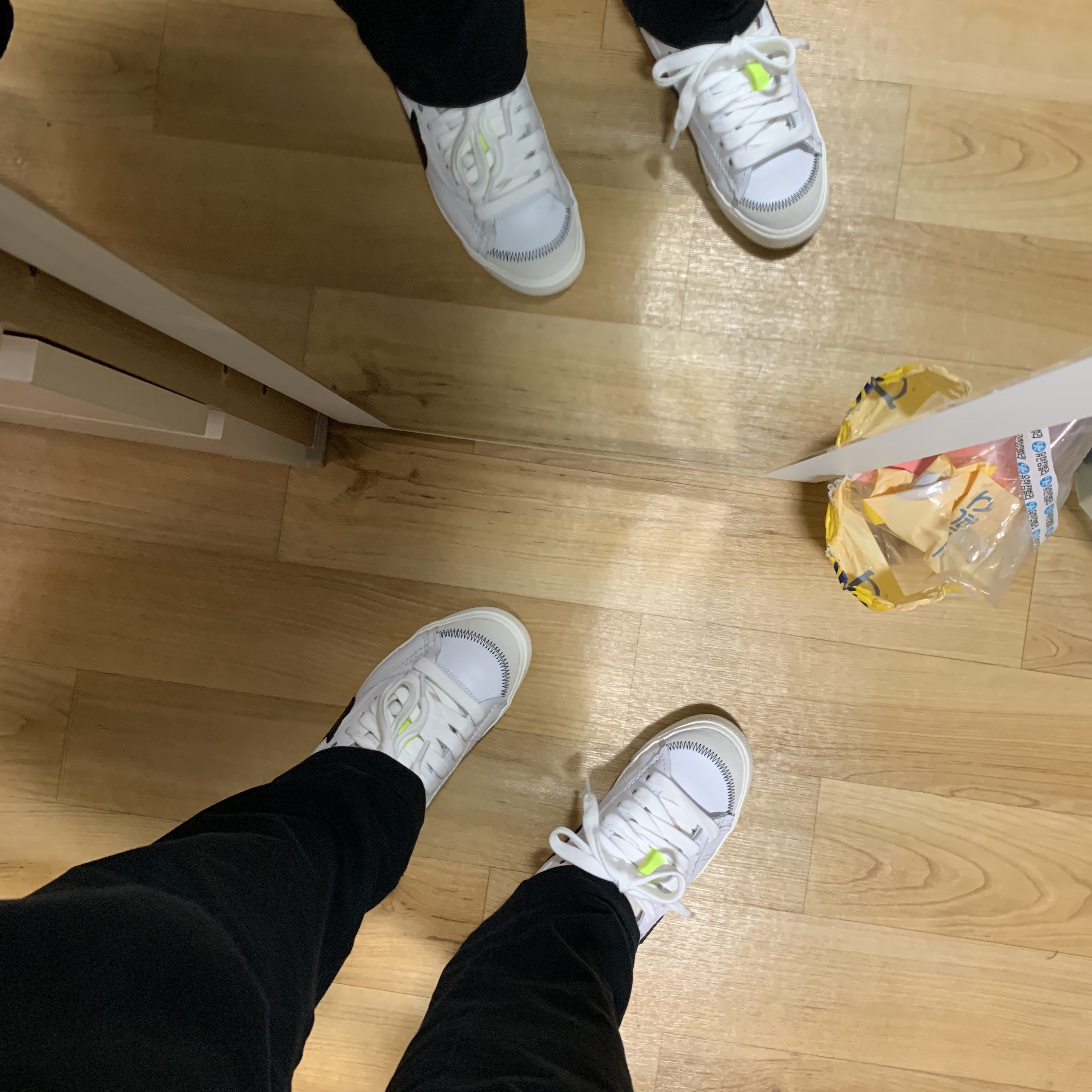 Nike Blazer Low '77 Jumbo White Black 착용 스타일