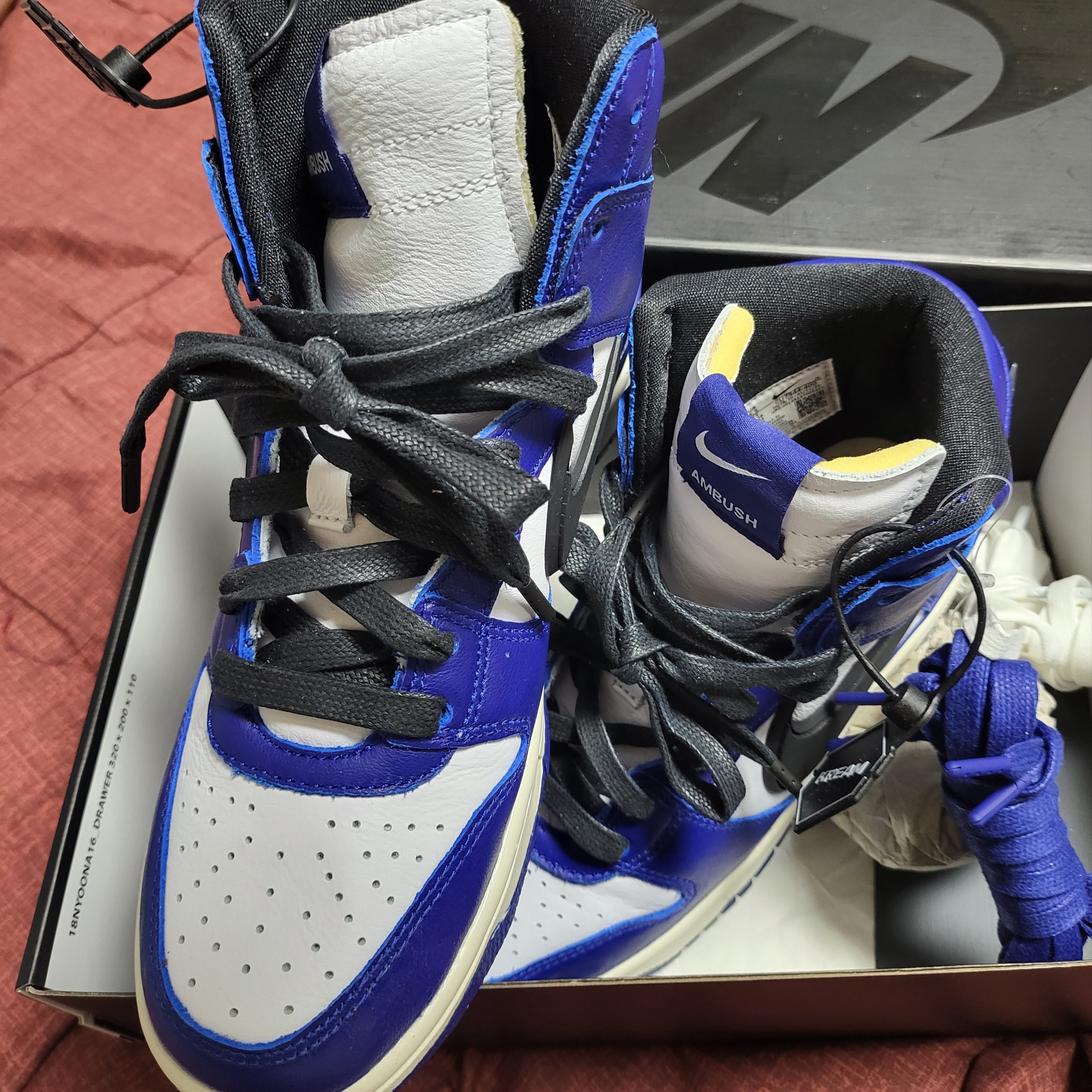 Nike x Ambush Dunk High Deep Royal Blue 착용 스타일 - 1
