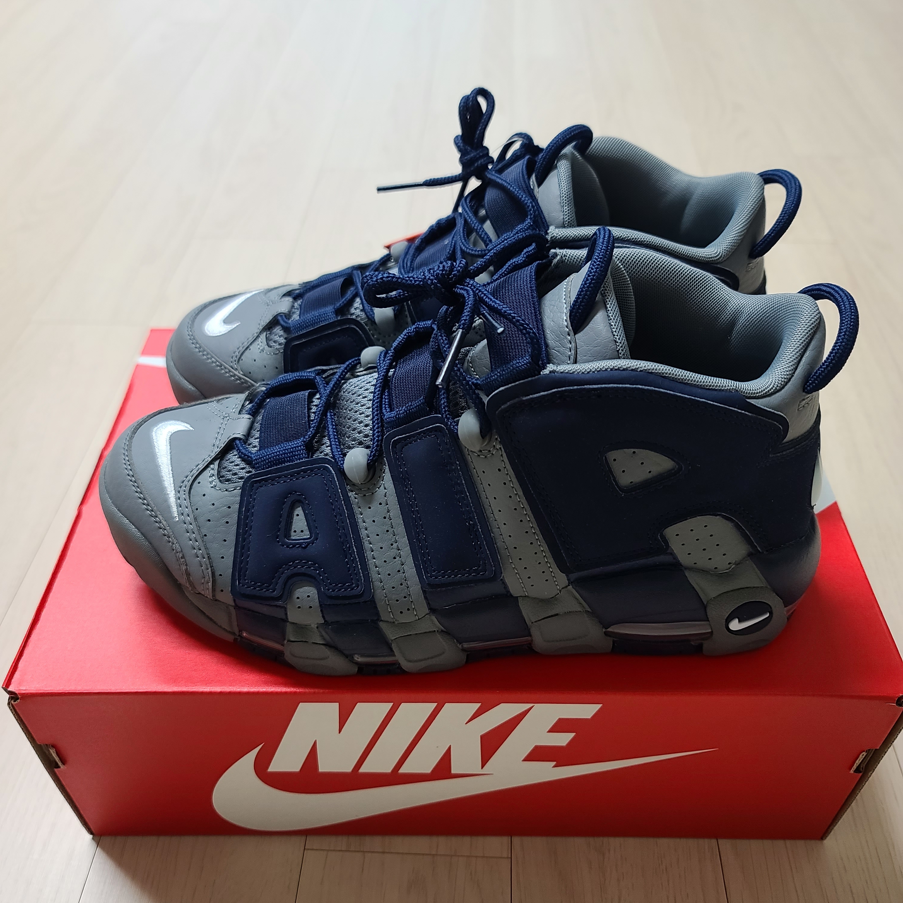 Nike Air More Uptempo 96 Loud and Clear 2021 착용 스타일