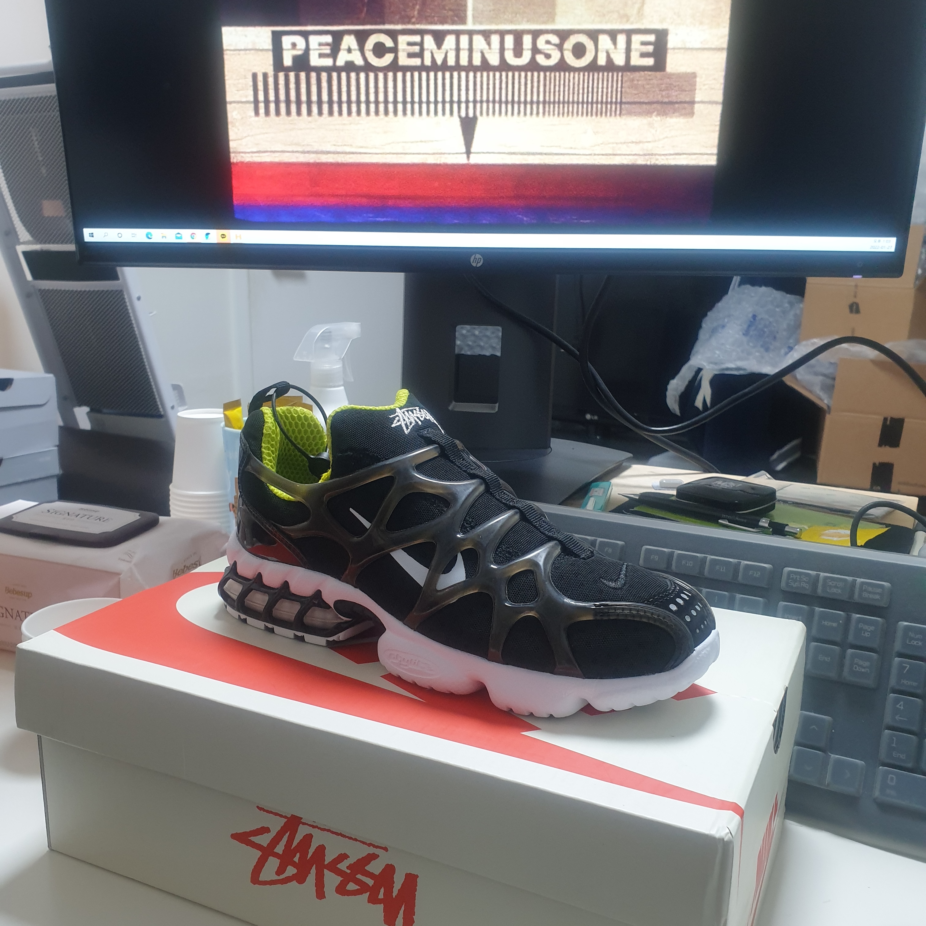 Nike x Stussy Air Zoom Spiridon Kukini Black 착용 스타일 - 1