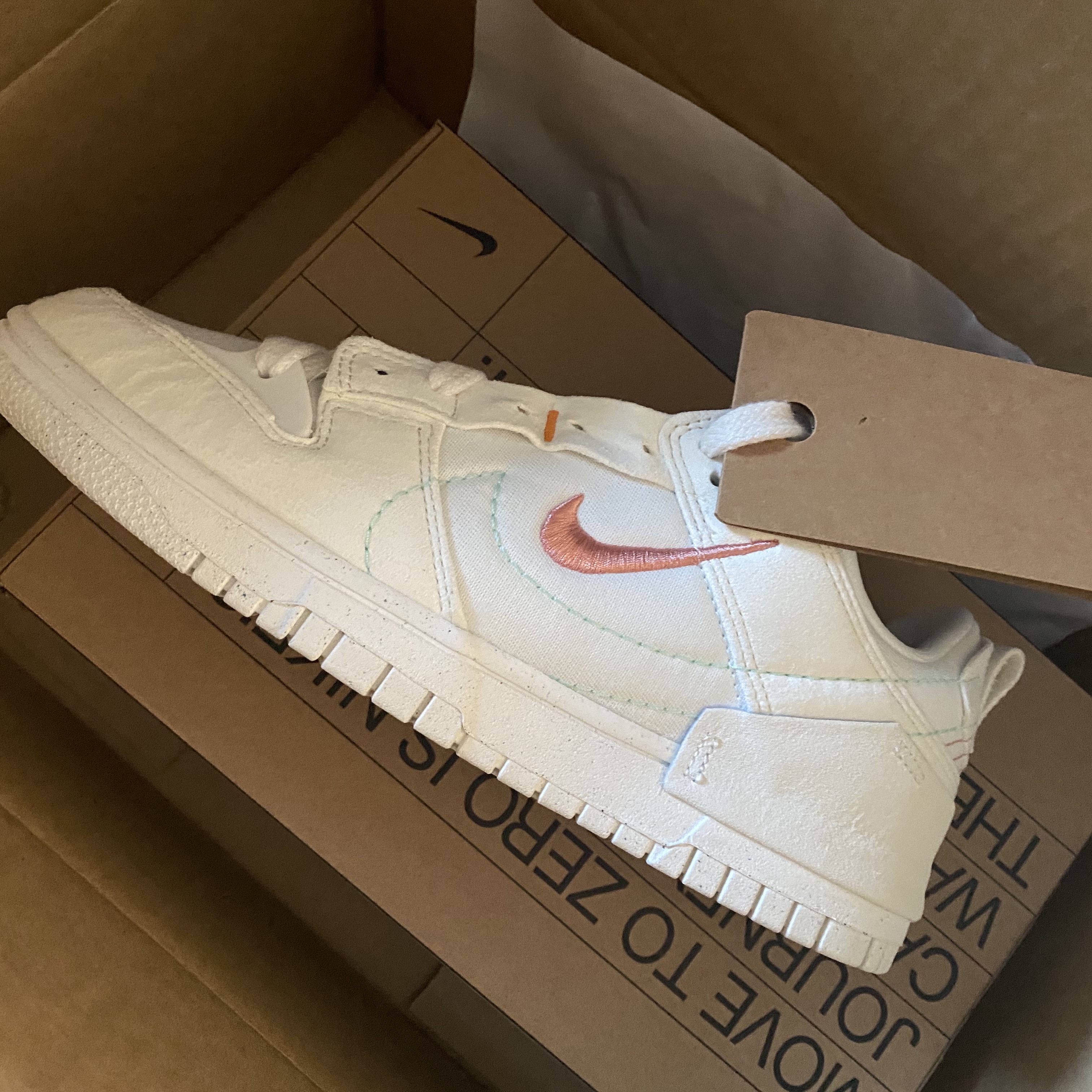(W) Nike Dunk Low Disrupt 2 Pale Ivory Sail 착용 스타일