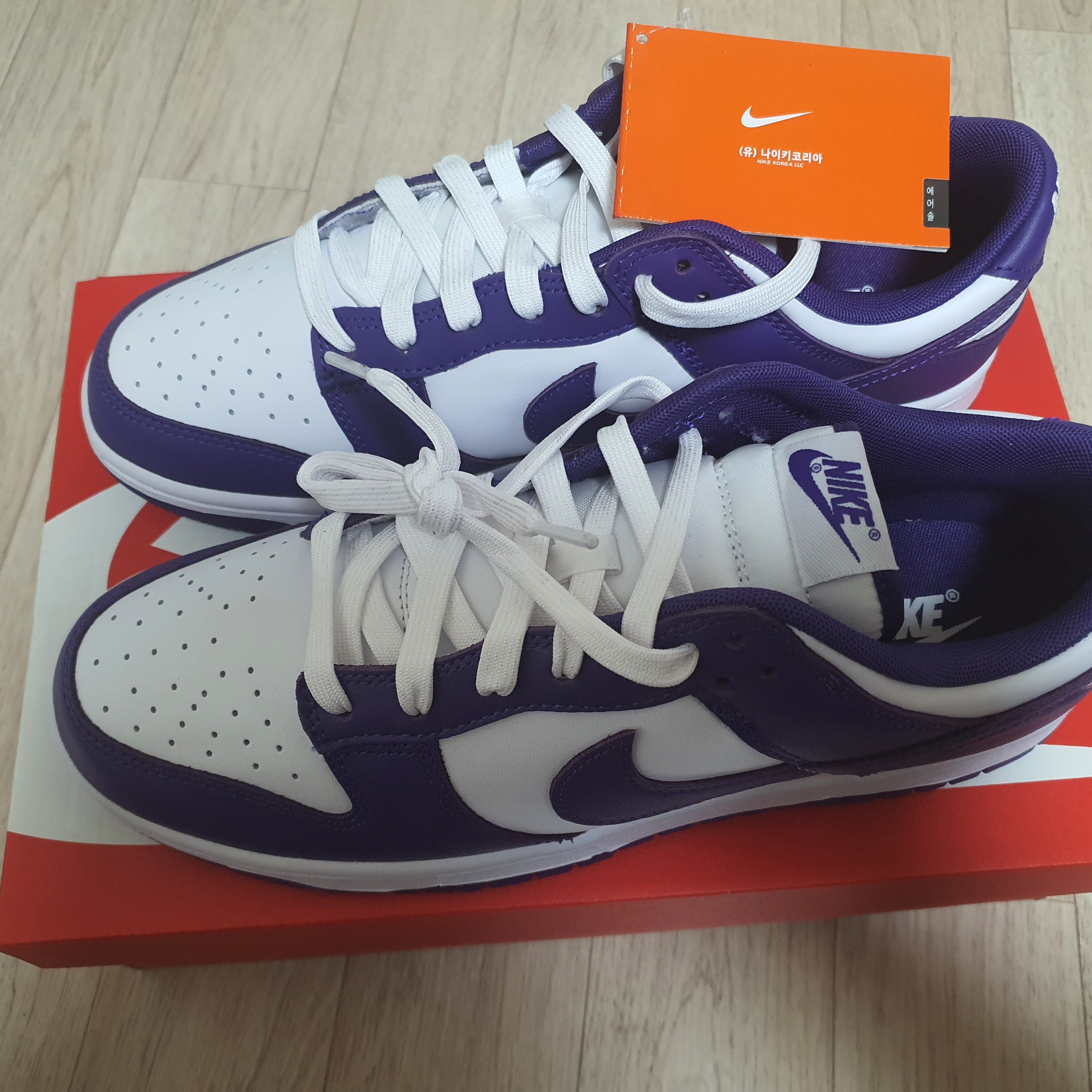 Nike Dunk Low Retro Championship Court Purple 착용 스타일 - 2