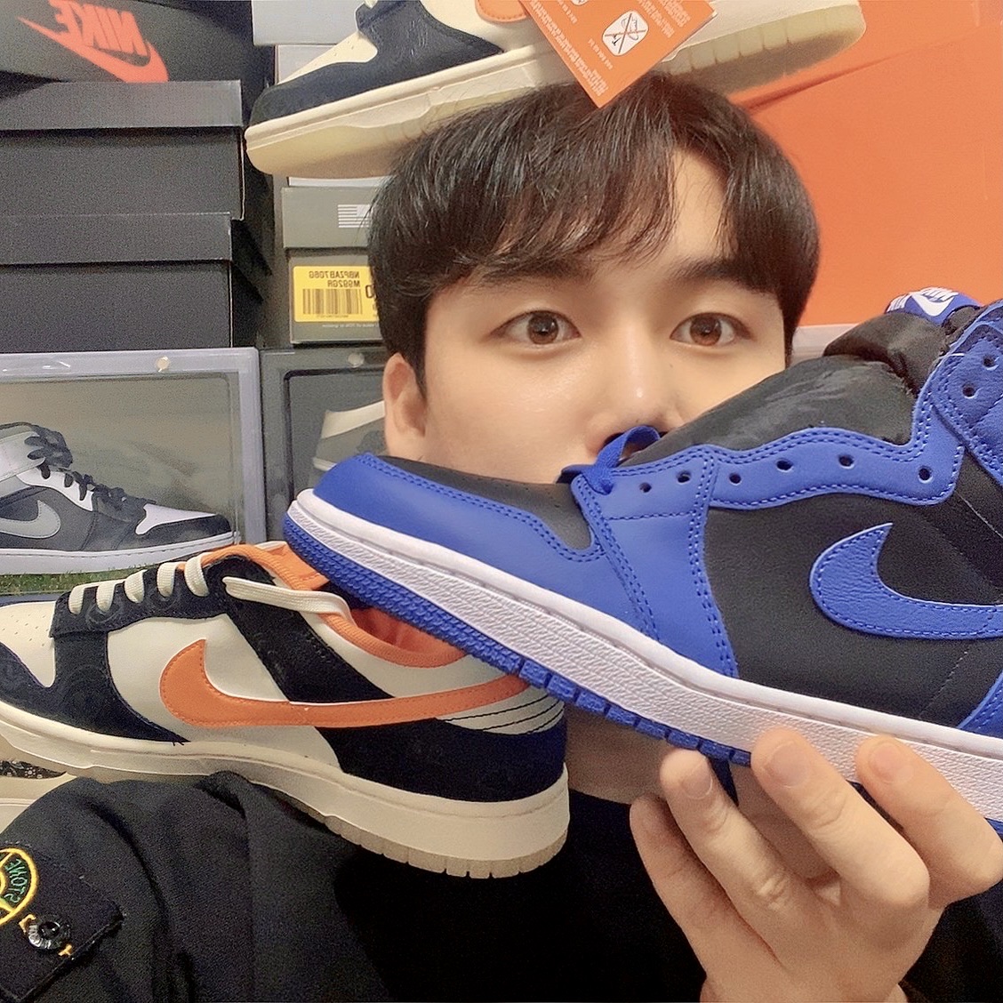 Nike Dunk Low Retro PRM Halloween, Jordan 1 Retro High OG Dark Marina Blue 착용 스타일 - 1