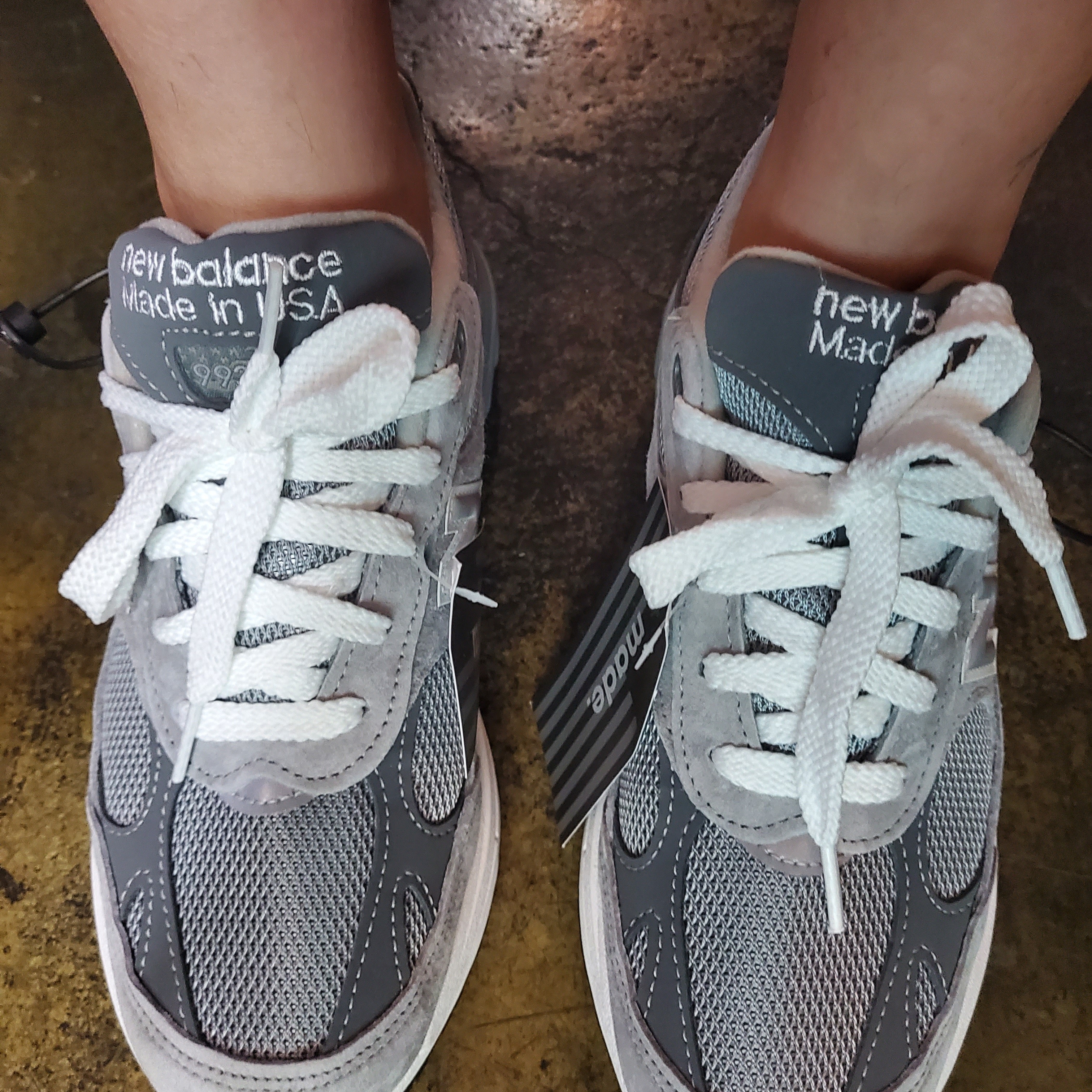 (W) New Balance 993 Made in USA Grey - B Standard 착용 스타일 - 2