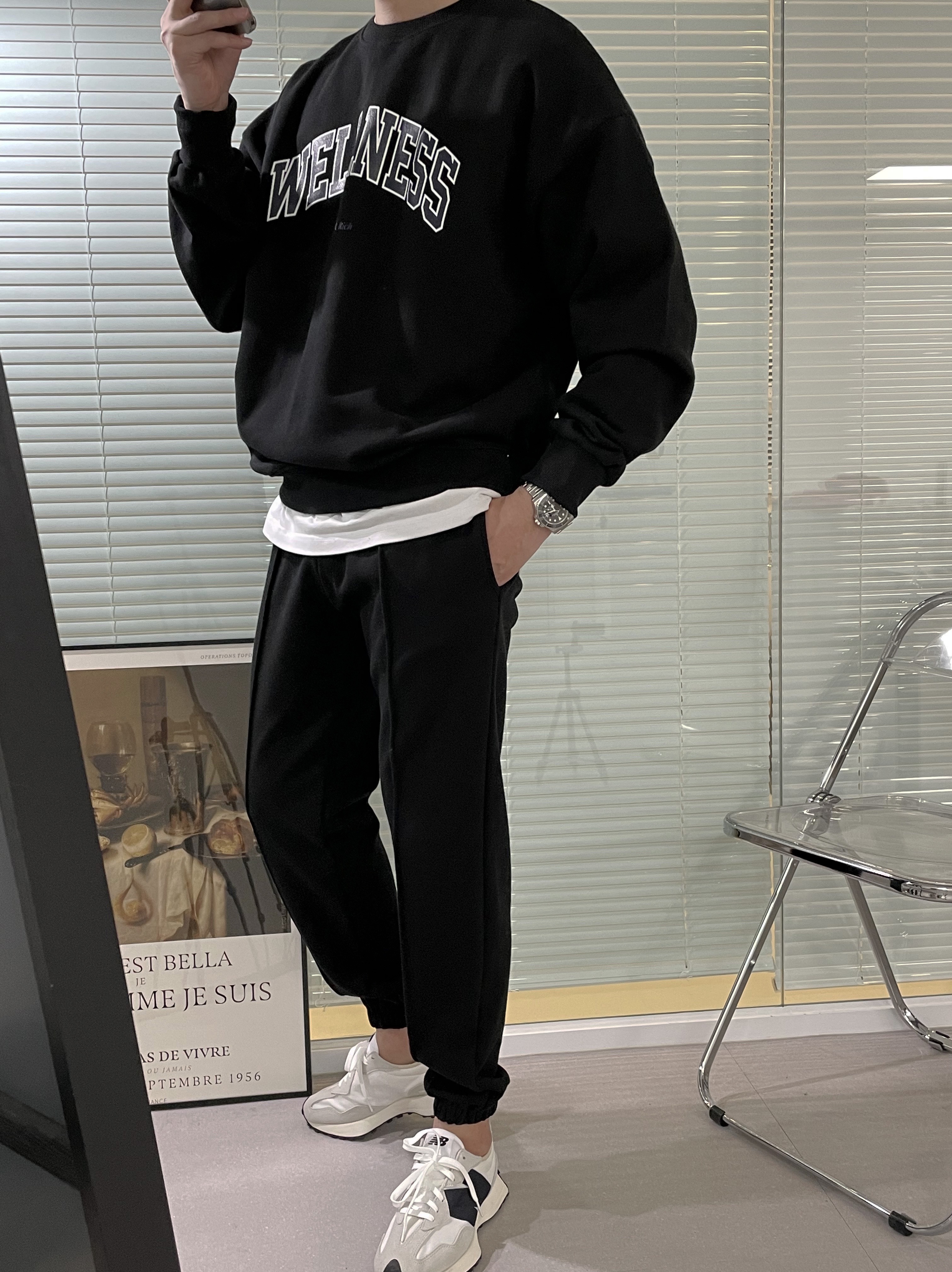 New Balance 327 White Black 착용 스타일 - 3