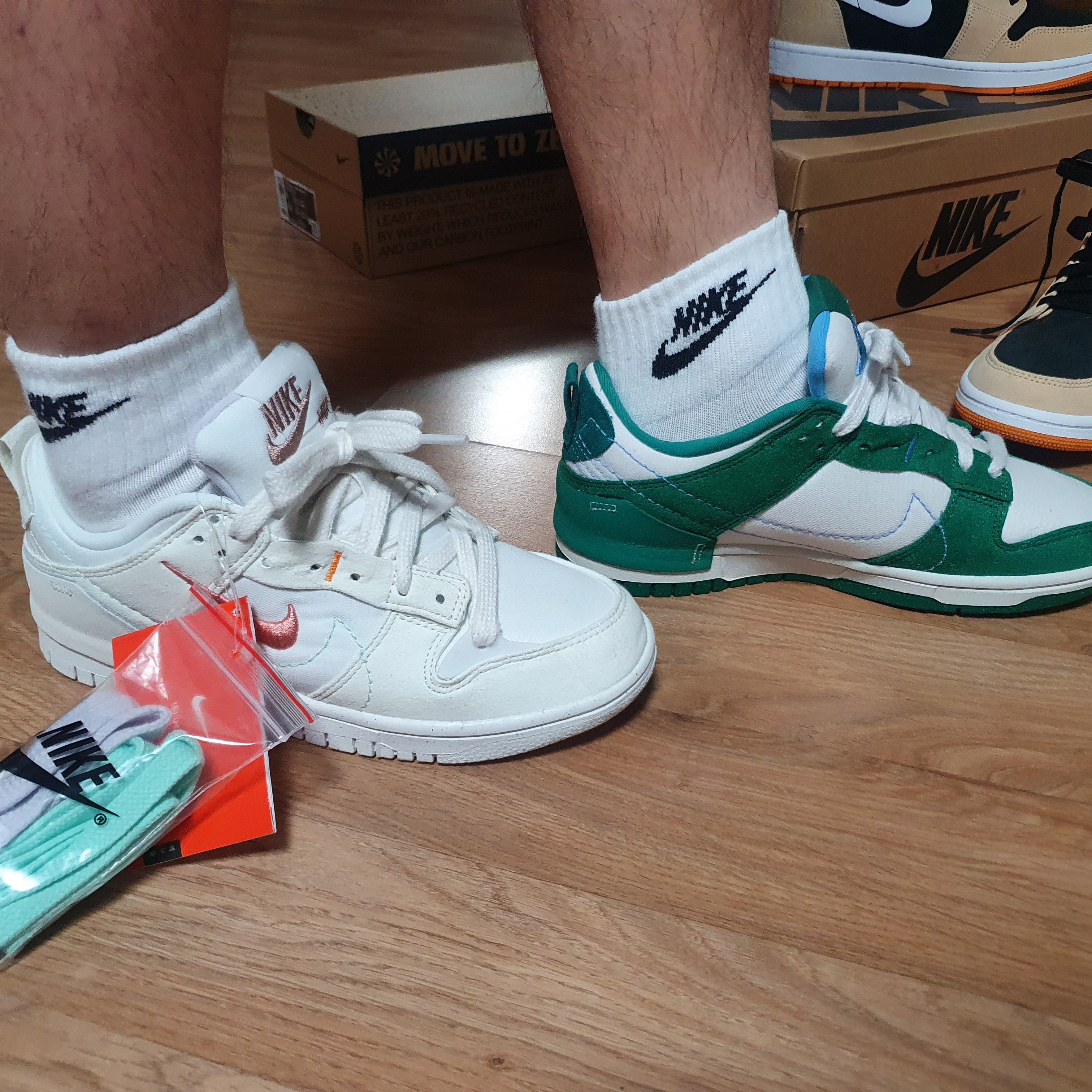 Jordan 1 Zoom Air CMFT Pumpkin Spice, (W) Nike Dunk Low Disrupt 2 Phantom University Blue 착용 스타일 - 4
