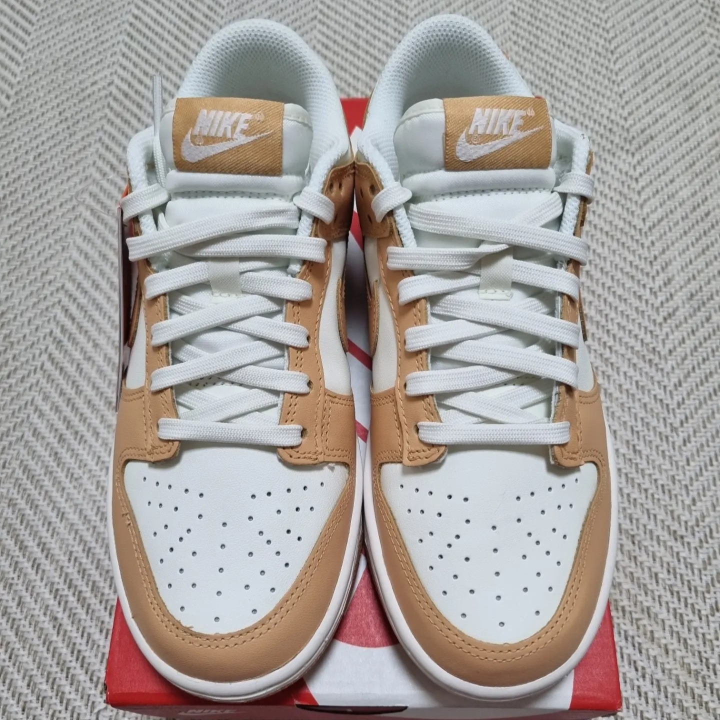 (W) Nike Dunk Low Harvest Moon 착용 스타일 - 2