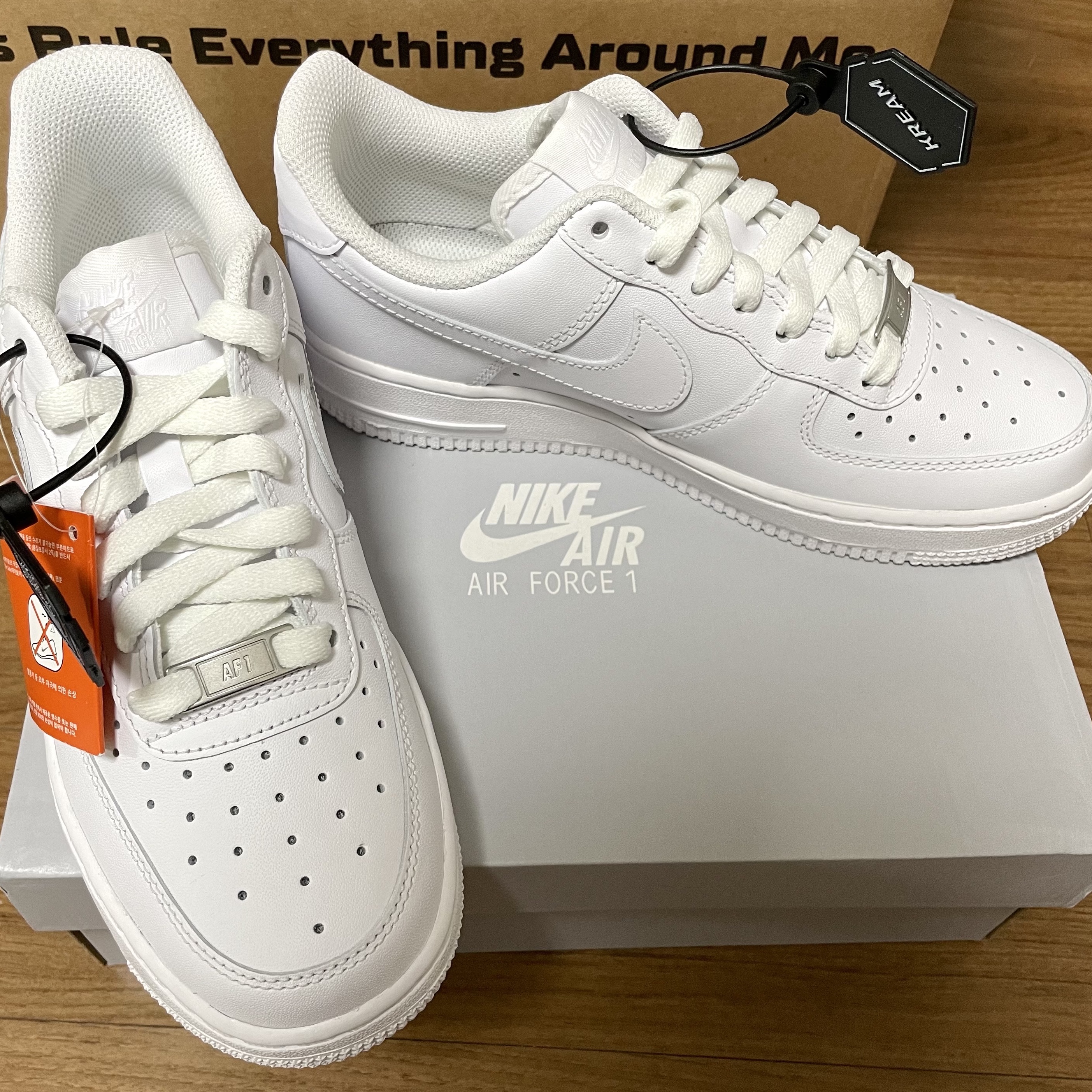 (W) Nike Air Force 1 '07 Low White 착용 스타일