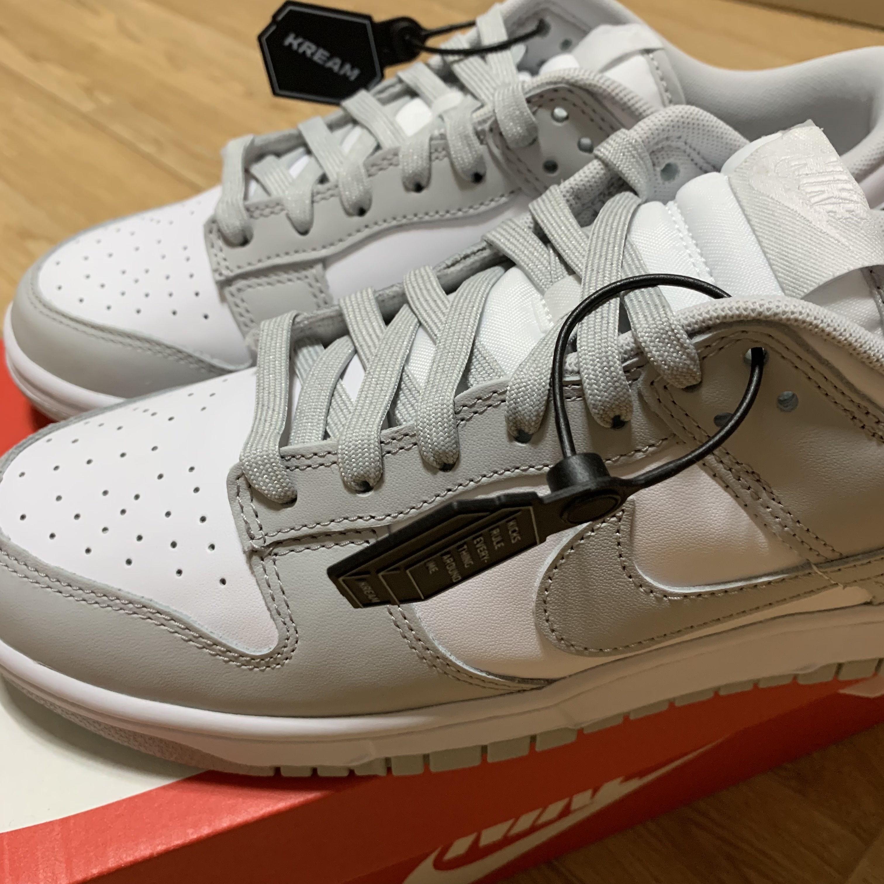 Nike Dunk Low Retro Grey Fog 착용 스타일