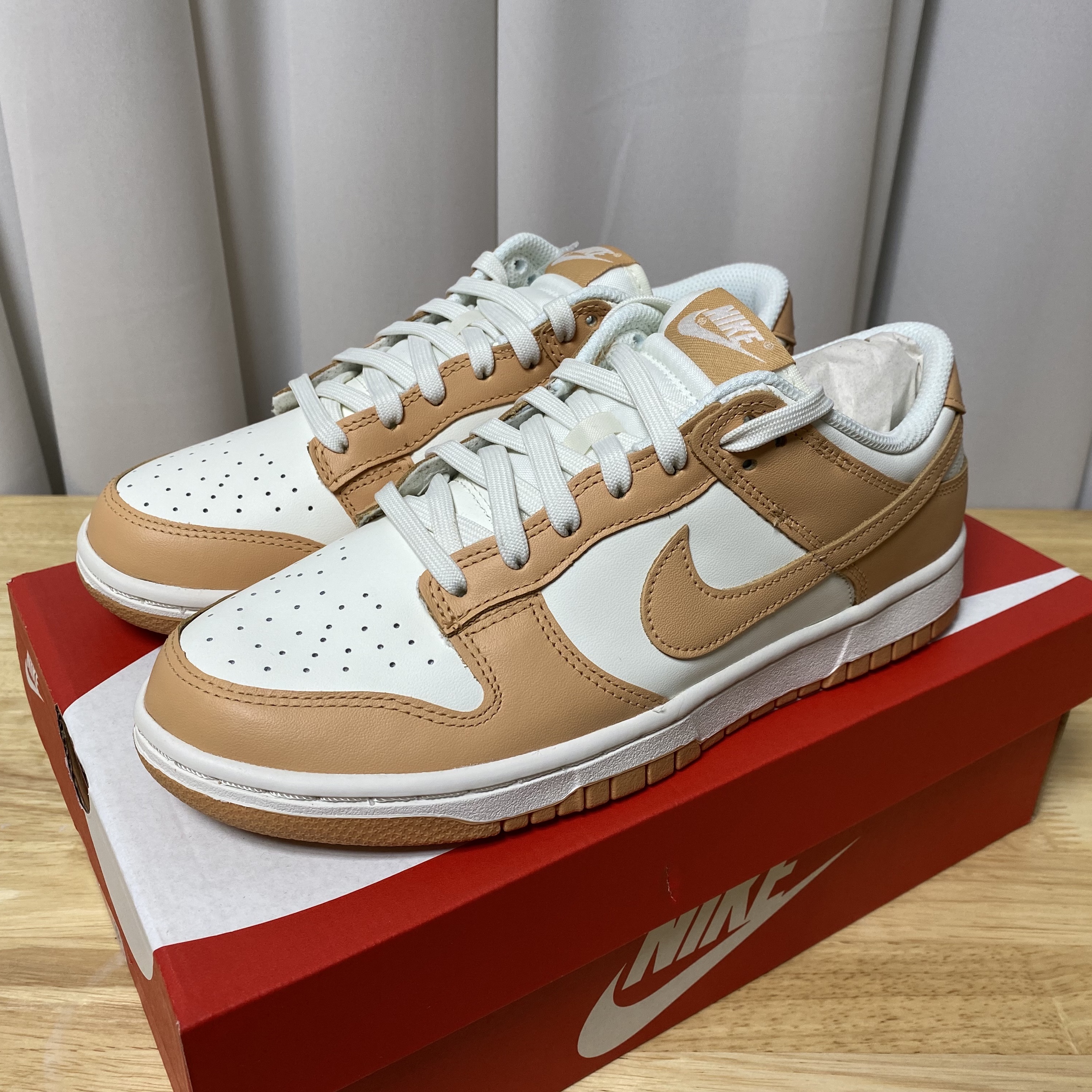 (W) Nike Dunk Low Harvest Moon, Nike Dunk Low Pro Premium Medium Curry 착용 스타일 - 3