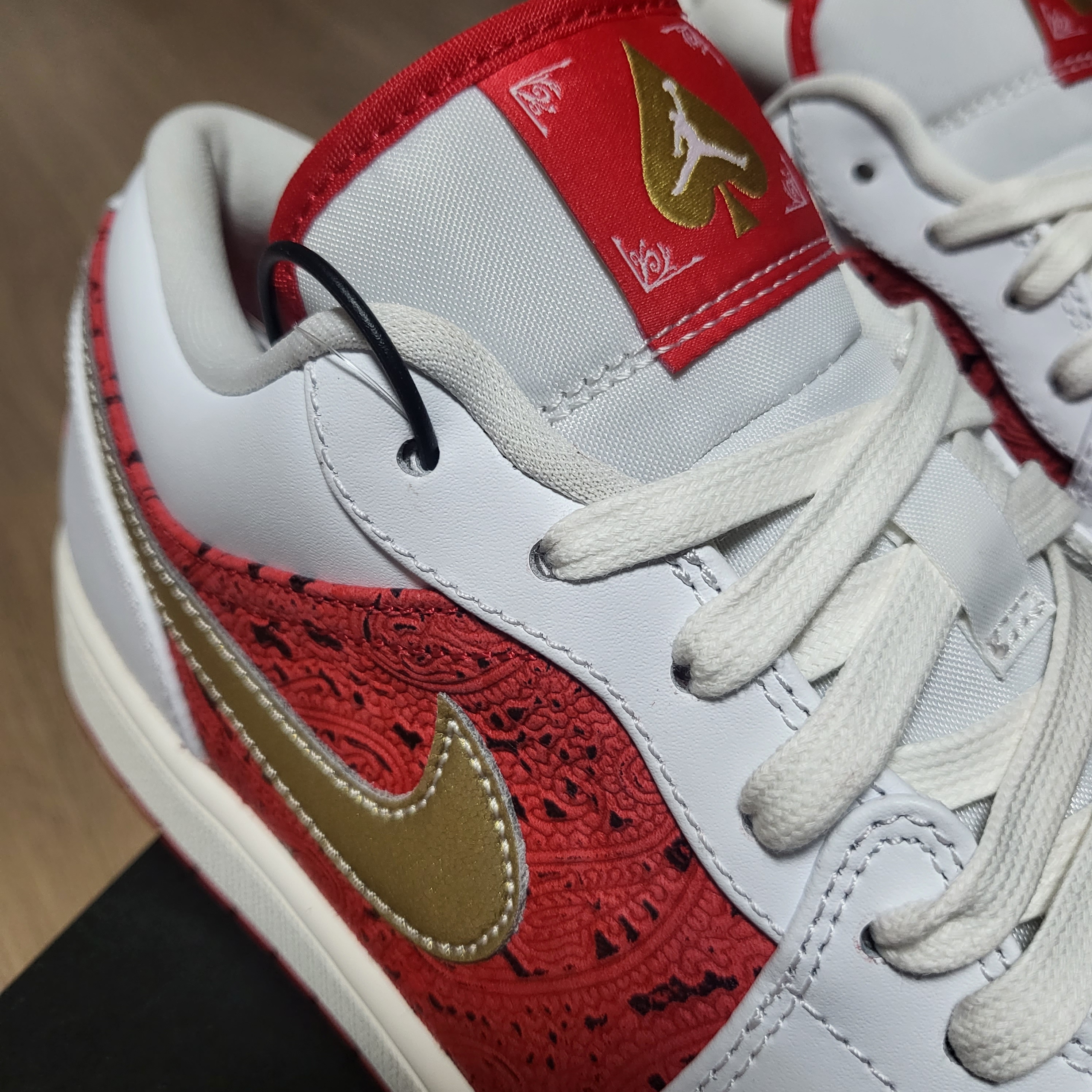 Jordan 1 Low SE Spades 착용 스타일 - 3