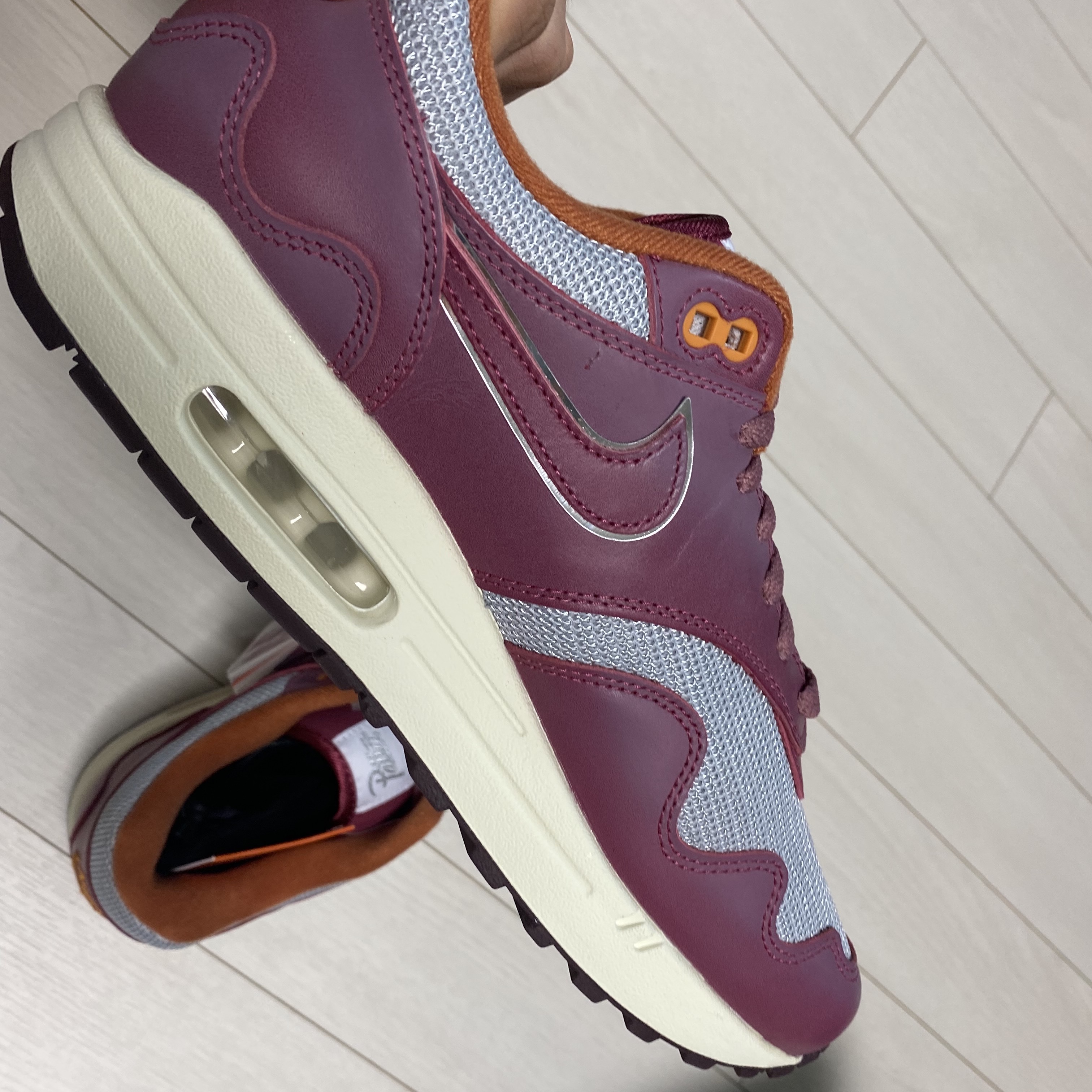 Nike x Patta Air Max 1 Night Maroon 착용 스타일