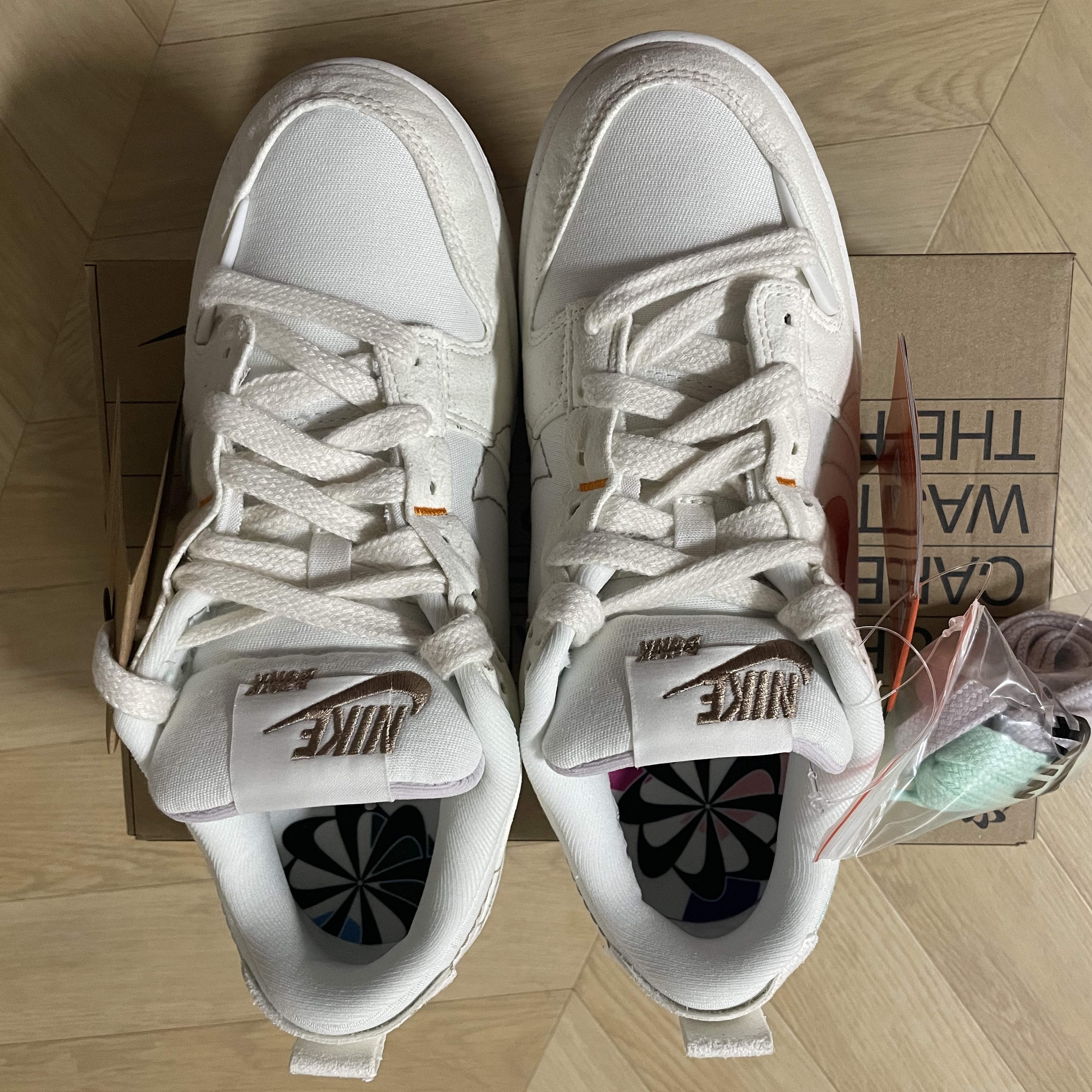 (W) Nike Dunk Low Disrupt 2 Pale Ivory Sail 착용 스타일