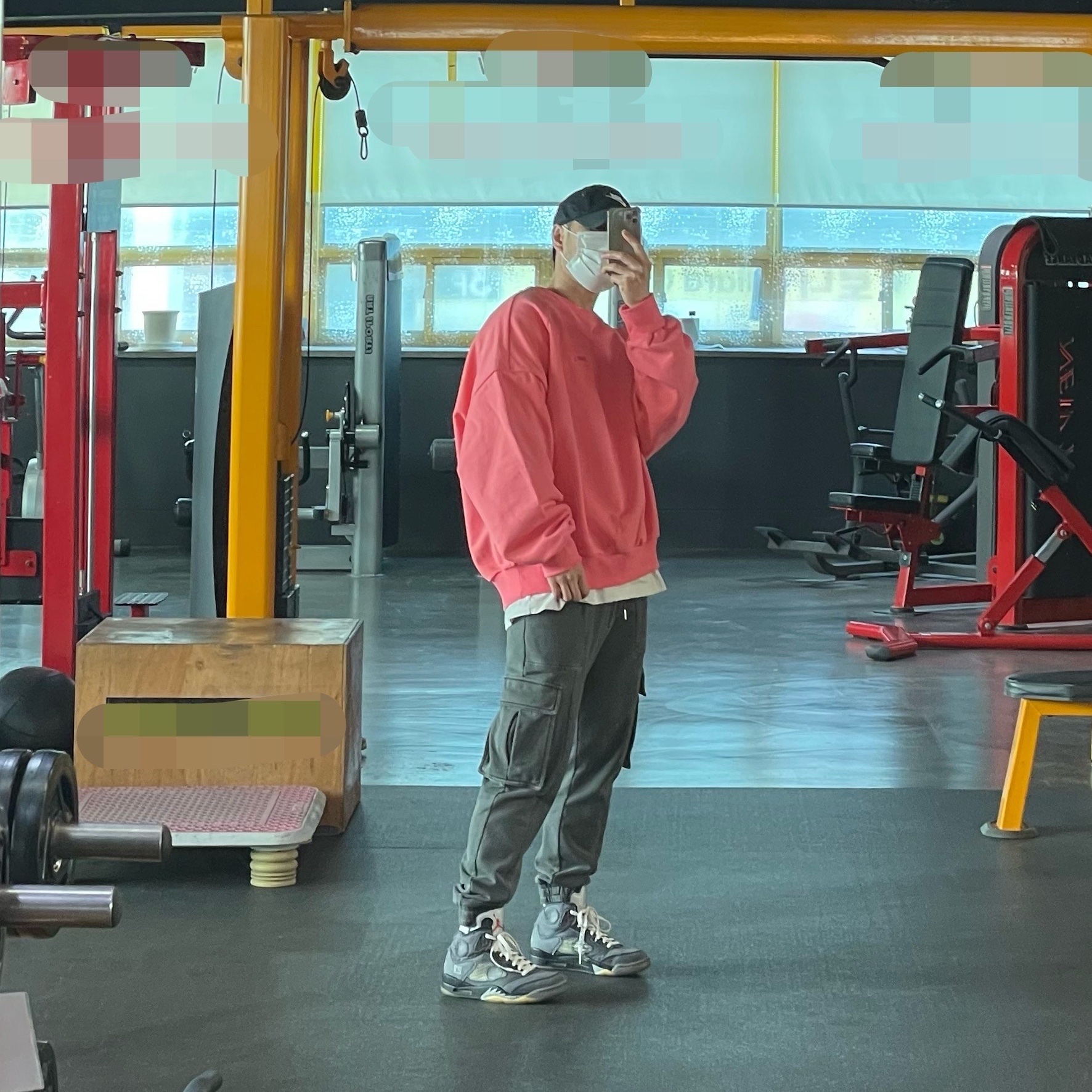 Jordan 5 x Off-White Retro SP Black Muslin 착용 스타일