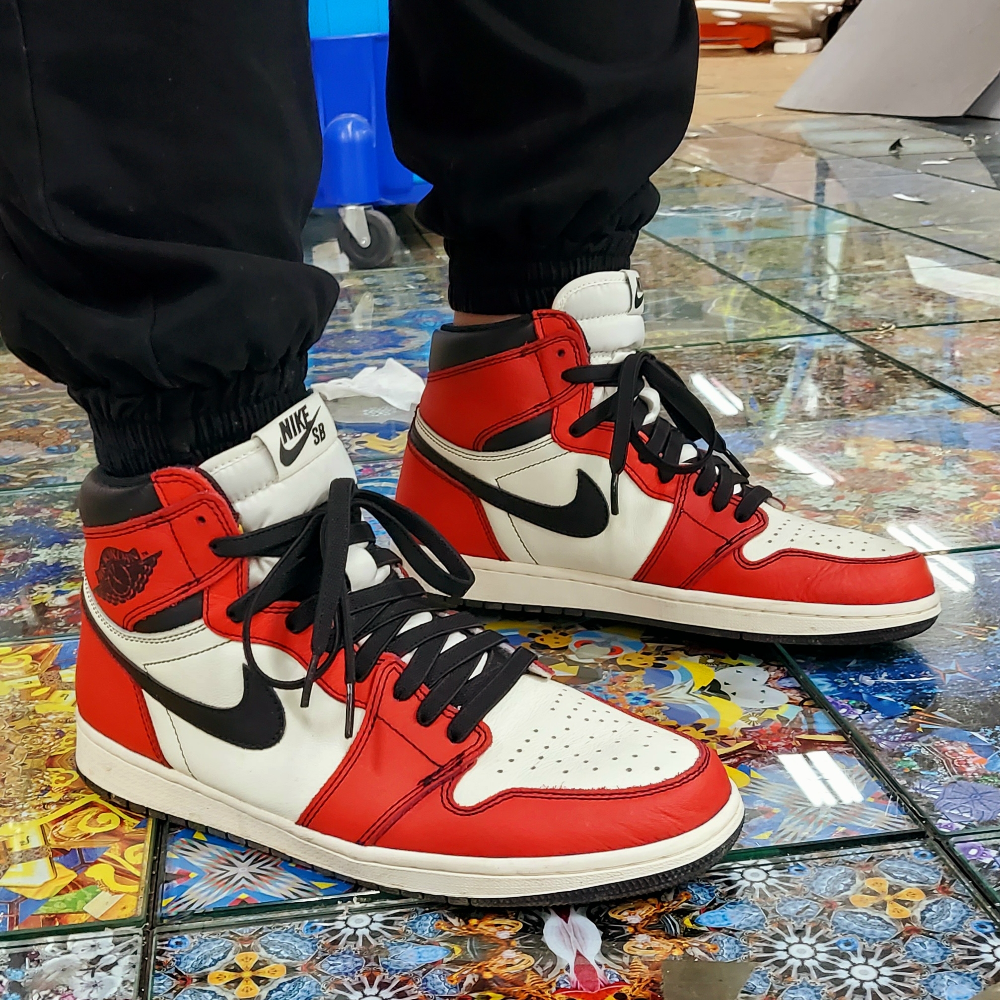Jordan 1 Retro High OG Defiant SB LA to Chicago 착용 스타일 - 3