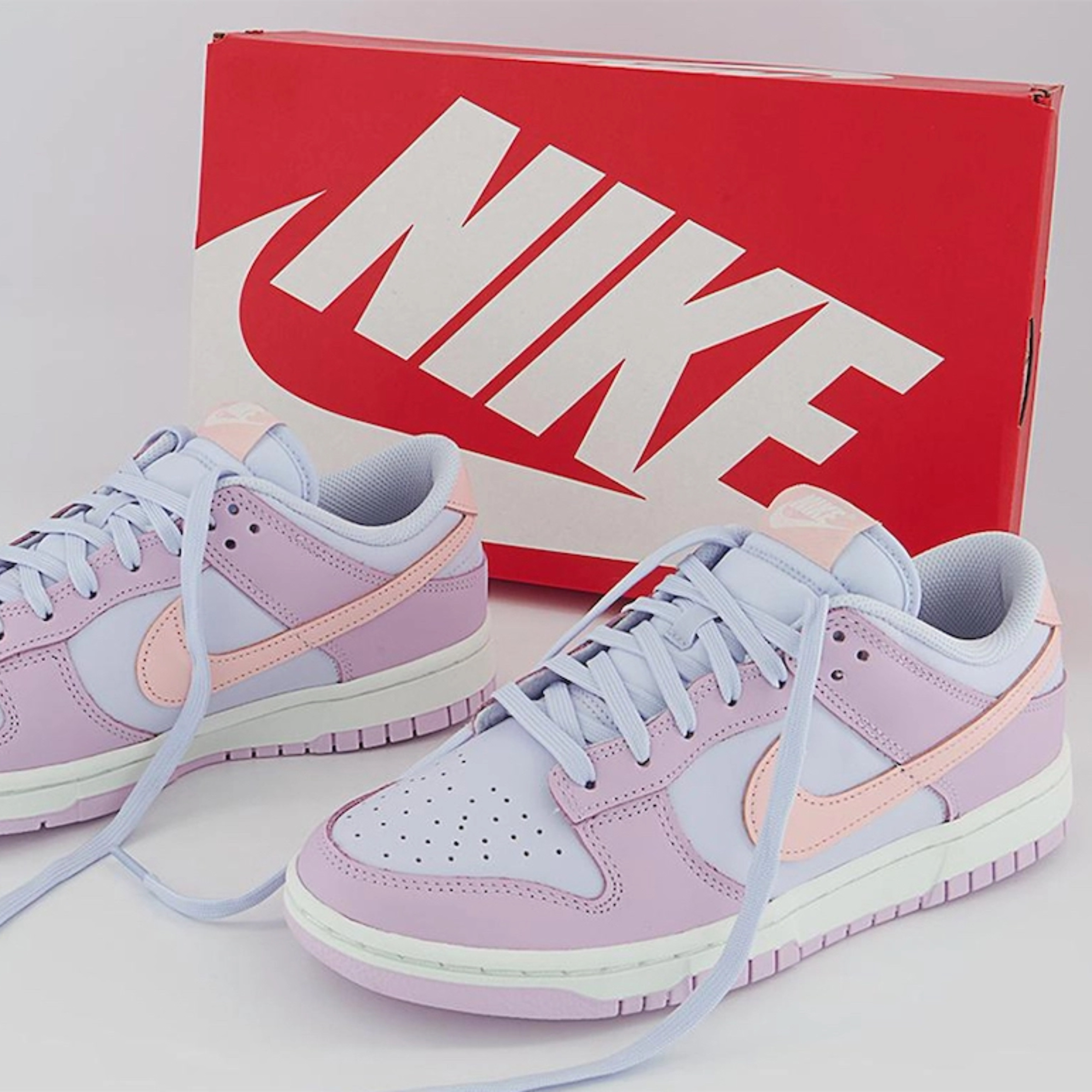 (W) Nike Dunk Low Atmosphere Pink 착용 스타일 - 2