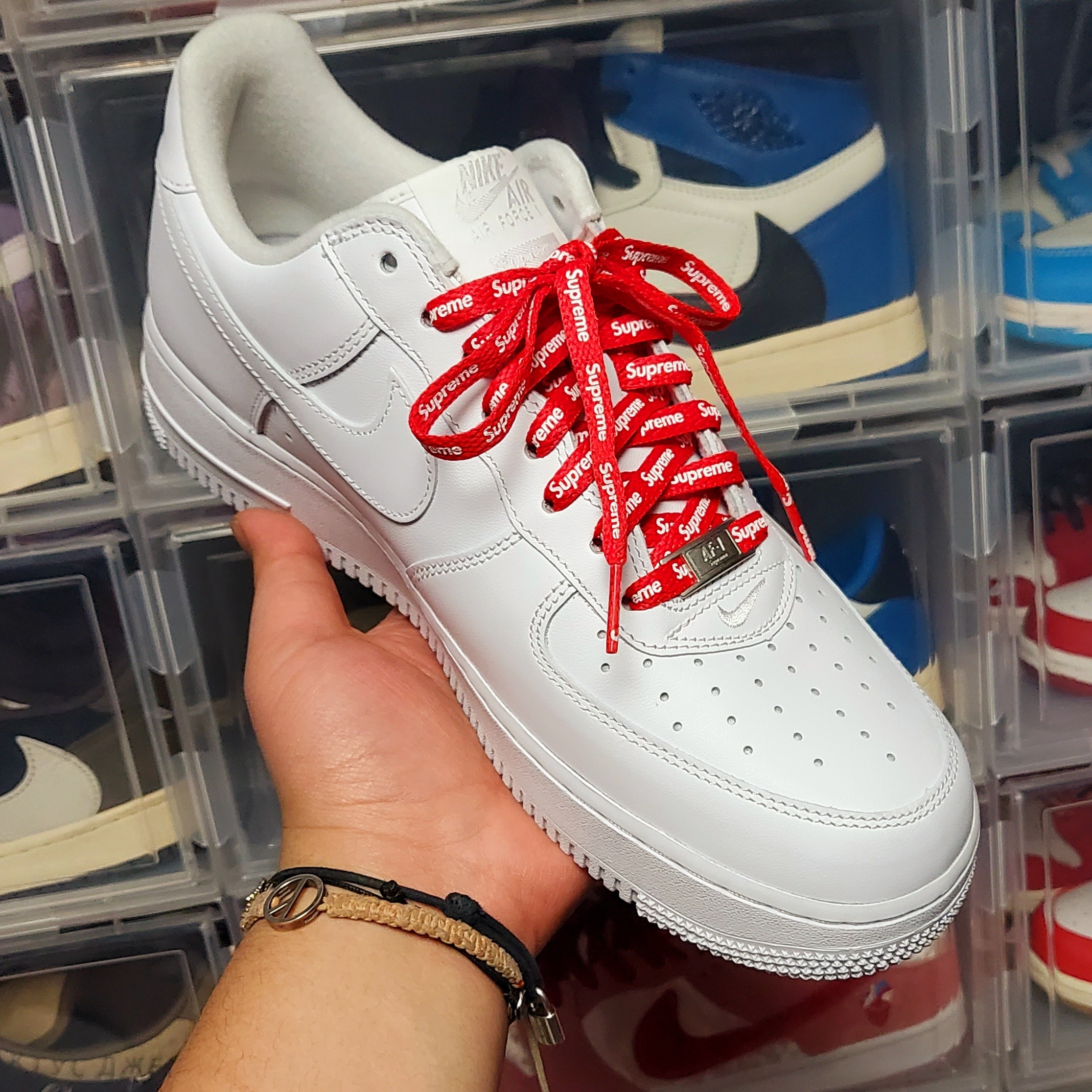 Nike x Supreme Air Force 1 Low White 착용 스타일 - 4