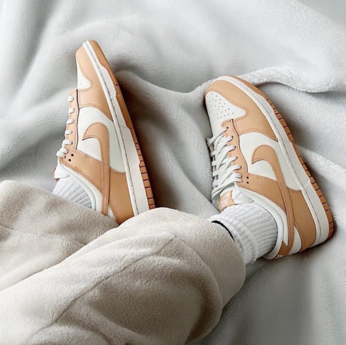 (W) Nike Dunk Low Harvest Moon 착용 스타일 - 3