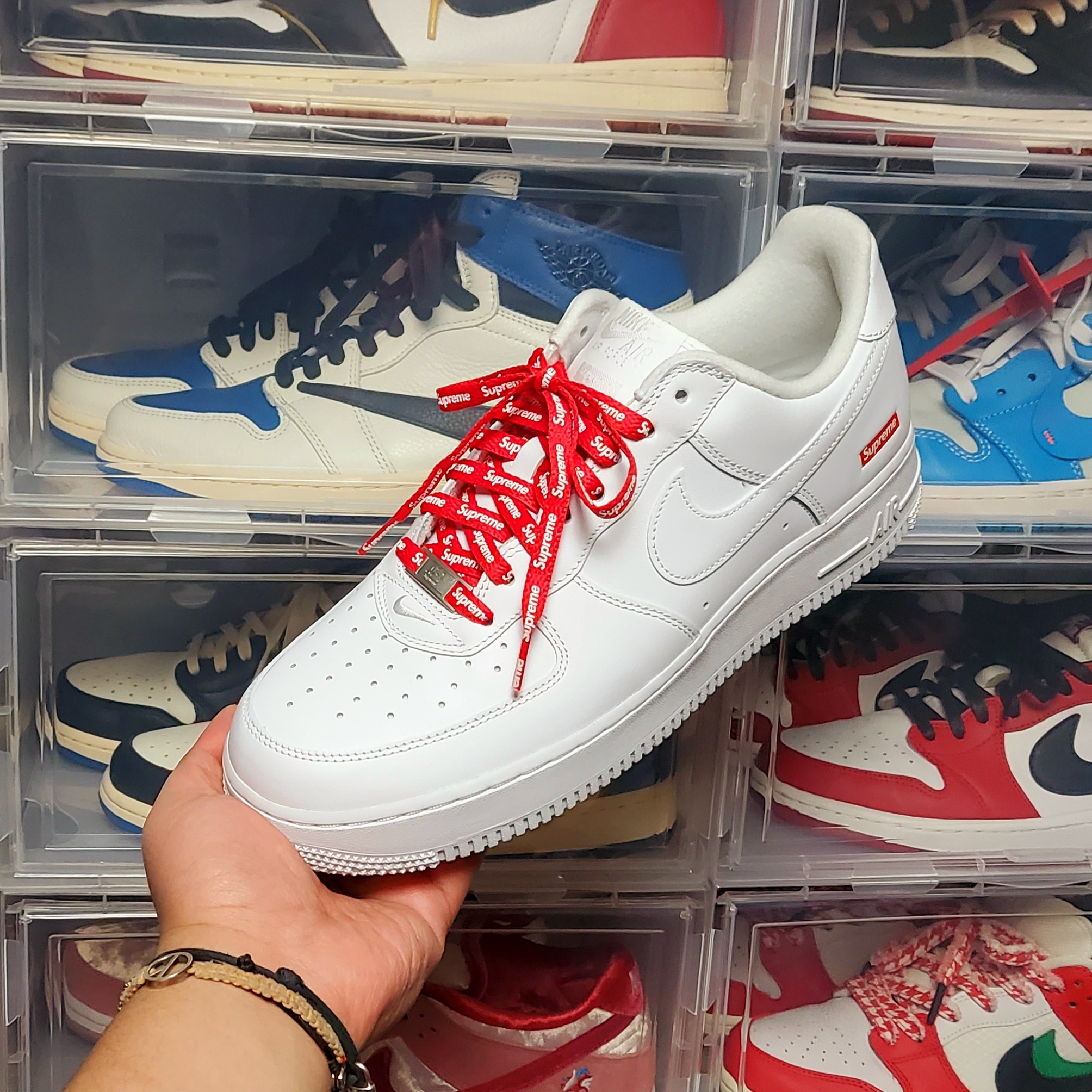 Nike x Supreme Air Force 1 Low White 착용 스타일 - 1