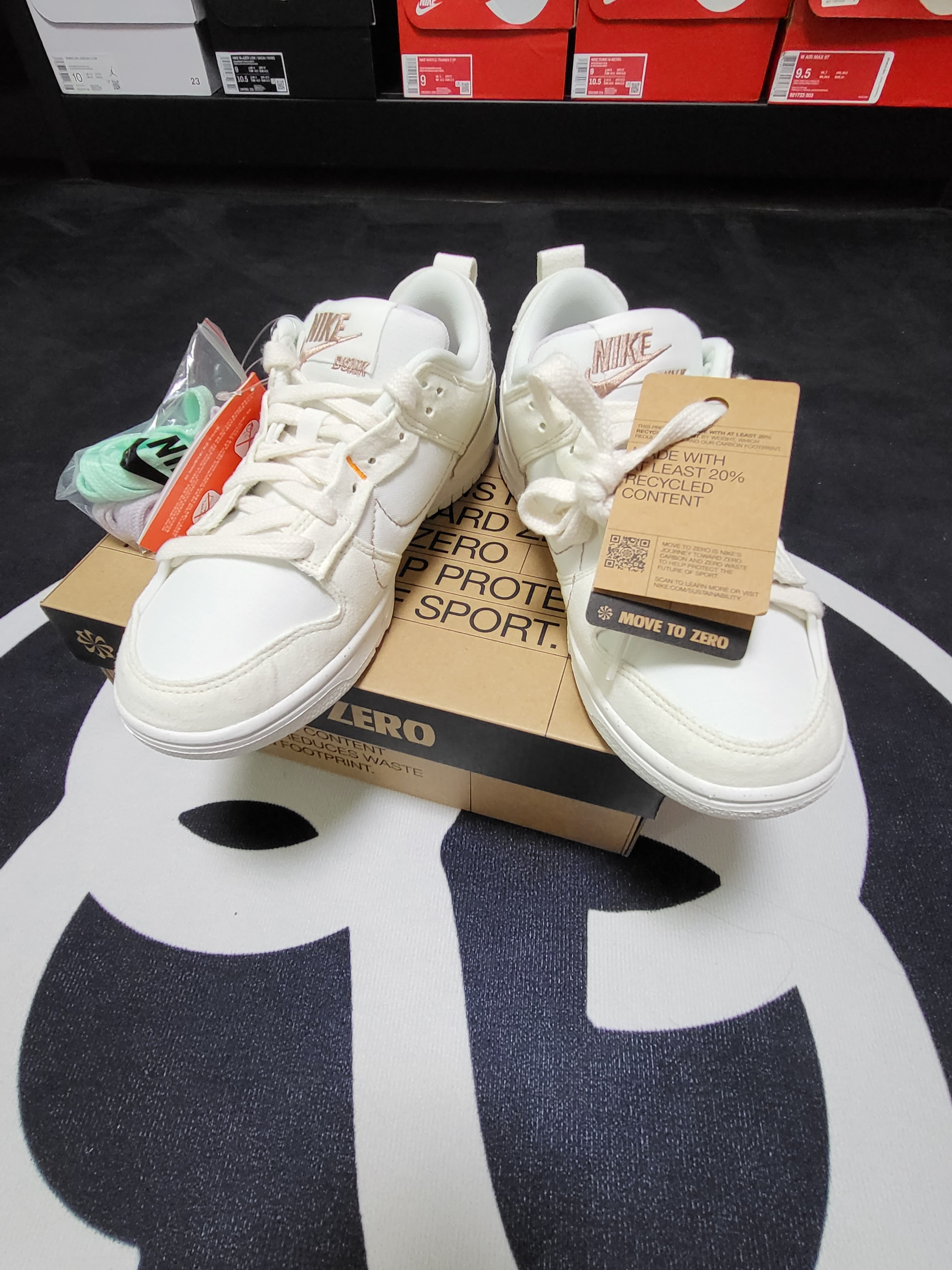 (W) Nike Dunk Low Disrupt 2 Pale Ivory Sail 착용 스타일 - 4