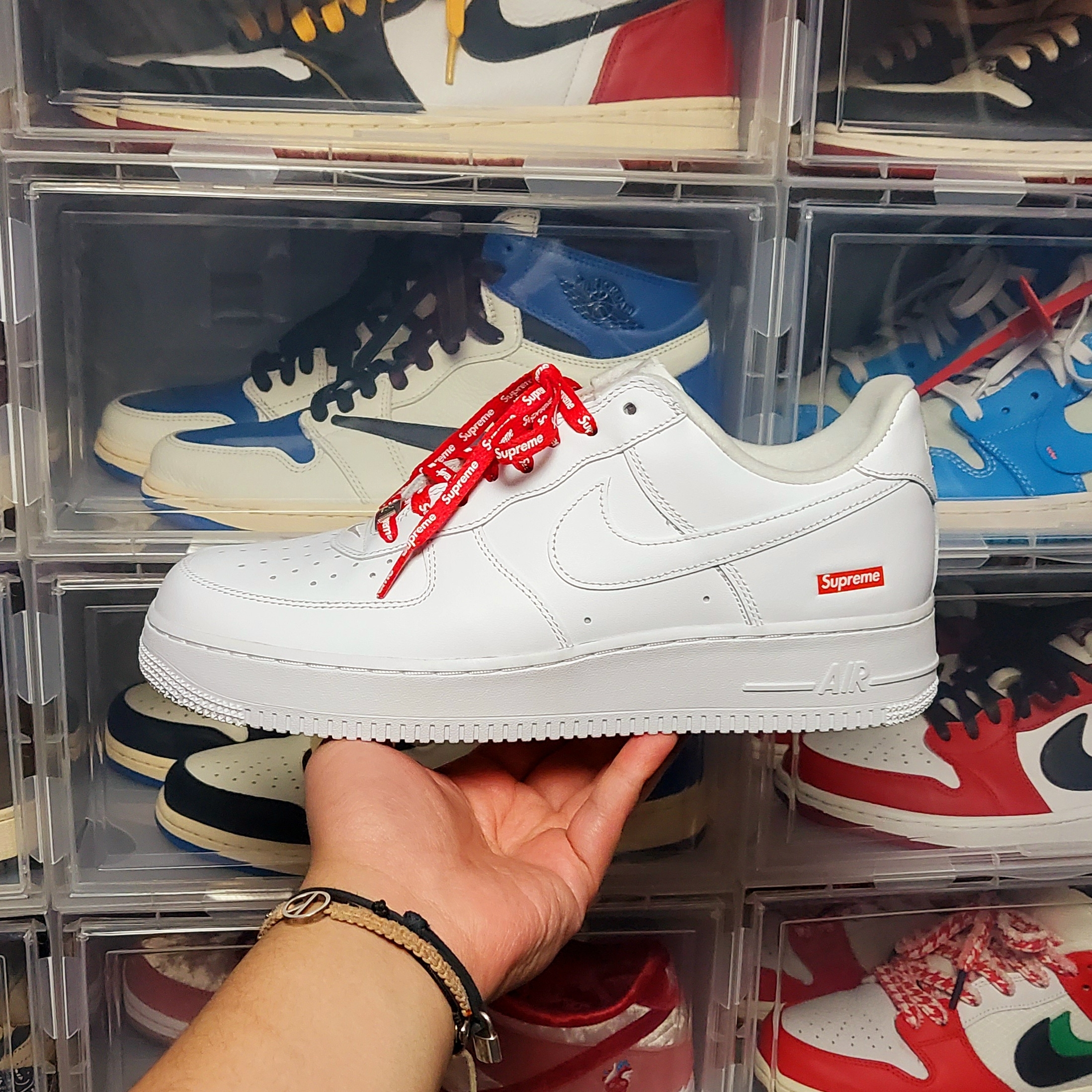 Nike x Supreme Air Force 1 Low White 착용 스타일 - 2